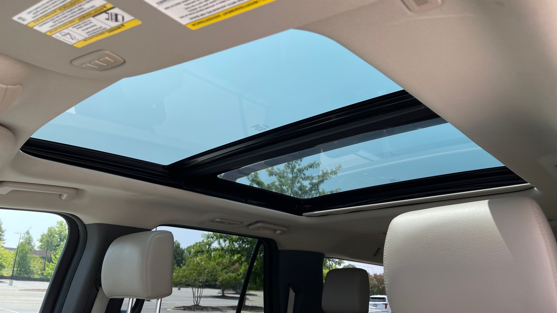 Used 2019 Ford EXPEDITION MAX XLT / 3.5L ECOBOOST / NAV / PANO-ROOF / 3-ROWS / REARVIEW for sale Sold at Formula Imports in Charlotte NC 28227 33