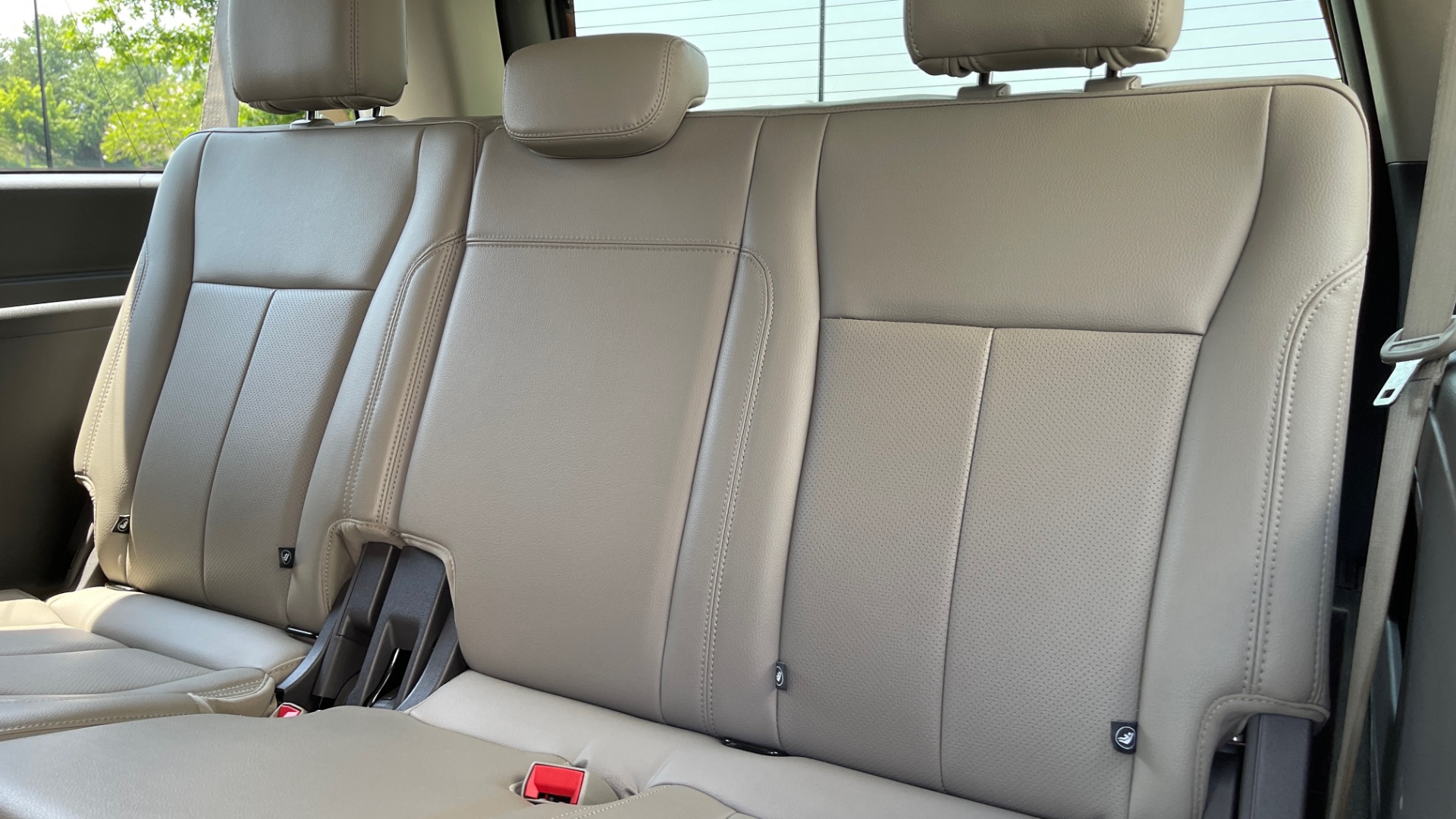 Used 2019 Ford EXPEDITION MAX XLT / 3.5L ECOBOOST / NAV / PANO-ROOF / 3-ROWS / REARVIEW for sale Sold at Formula Imports in Charlotte NC 28227 58
