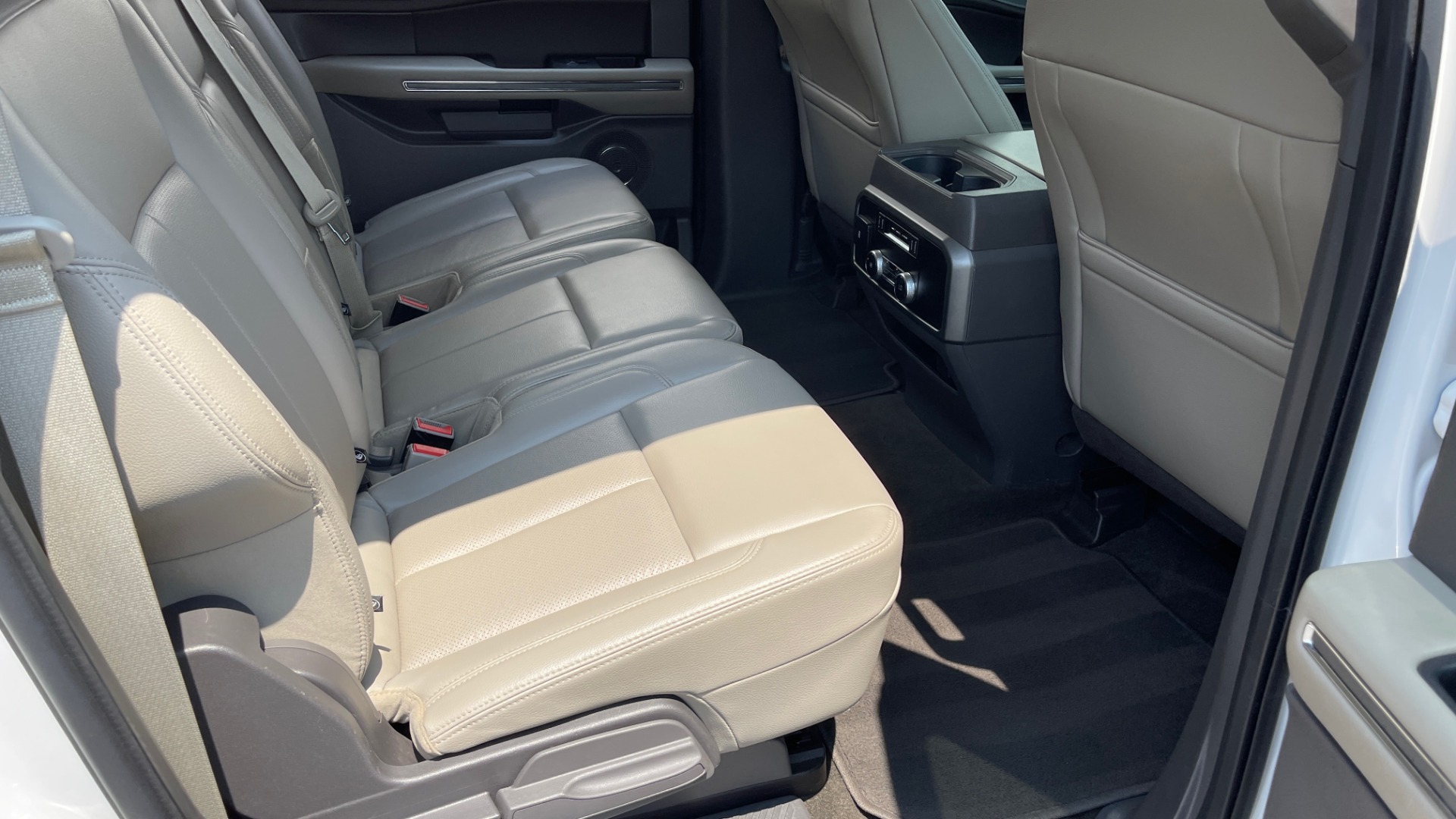 Used 2019 Ford EXPEDITION MAX XLT / 3.5L ECOBOOST / NAV / PANO-ROOF / 3-ROWS / REARVIEW for sale Sold at Formula Imports in Charlotte NC 28227 66
