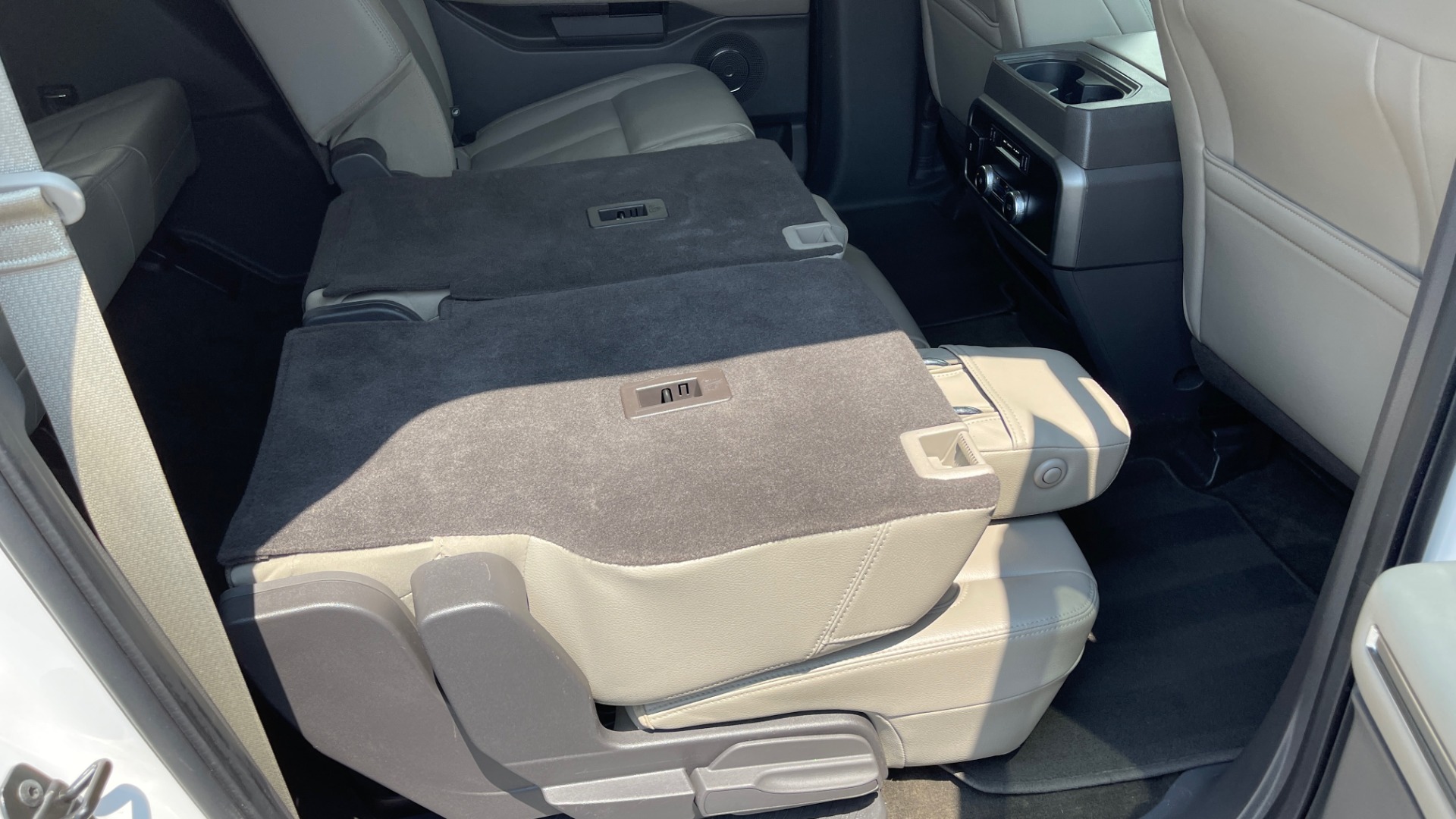 Used 2019 Ford EXPEDITION MAX XLT / 3.5L ECOBOOST / NAV / PANO-ROOF / 3-ROWS / REARVIEW for sale Sold at Formula Imports in Charlotte NC 28227 70