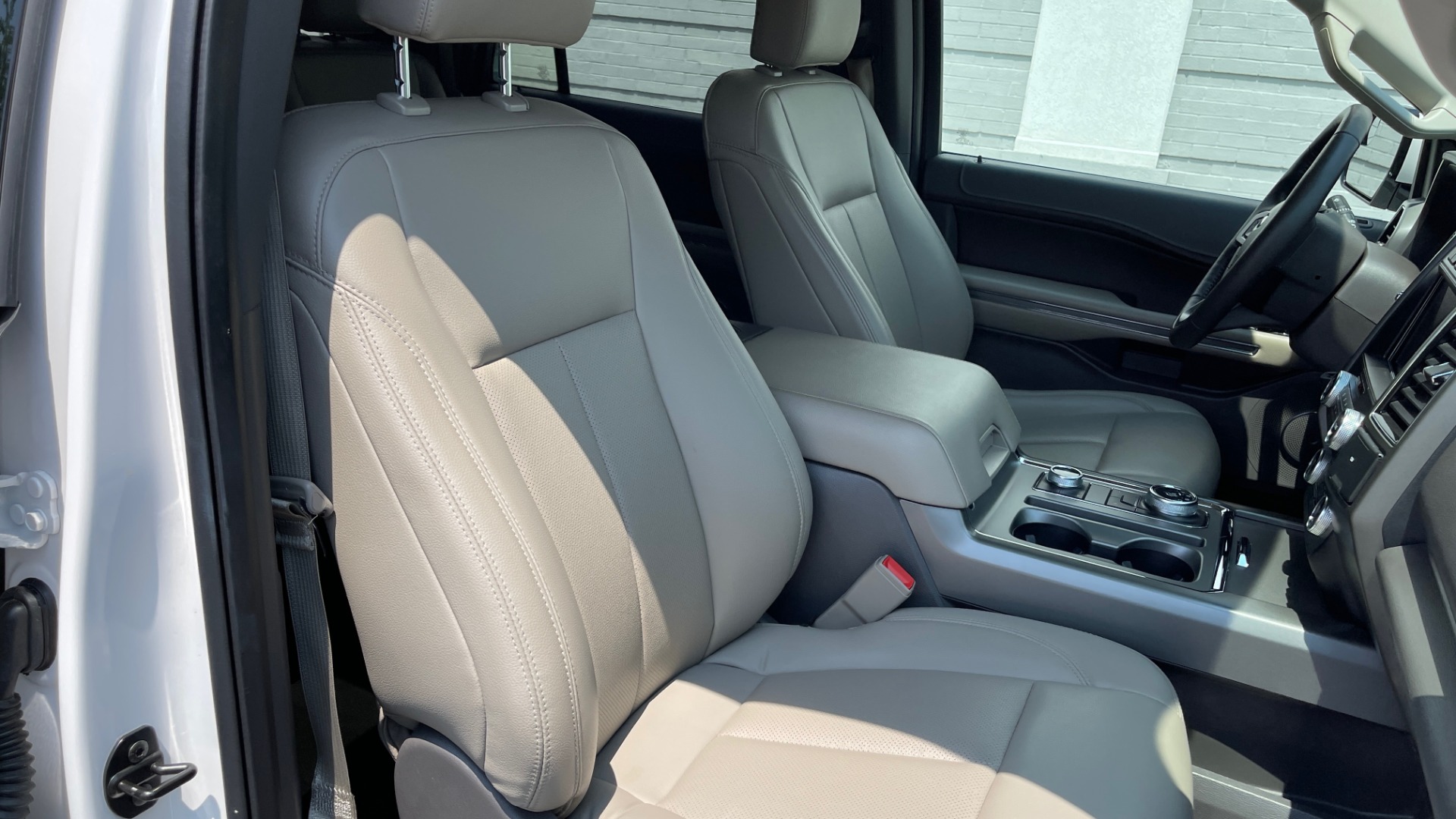 Used 2019 Ford EXPEDITION MAX XLT / 3.5L ECOBOOST / NAV / PANO-ROOF / 3-ROWS / REARVIEW for sale Sold at Formula Imports in Charlotte NC 28227 75