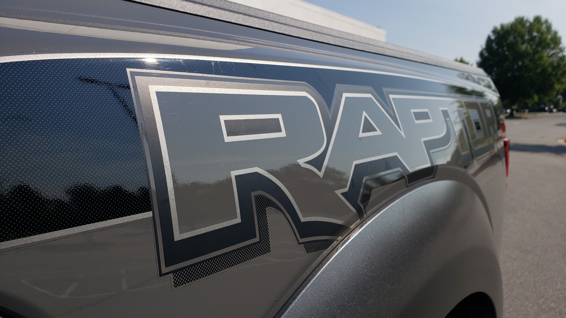 Used 2018 Ford F-150 RAPTOR 4X4 SUPERCREW / NAV / PANO-ROOF / REARVIEW for sale Sold at Formula Imports in Charlotte NC 28227 13
