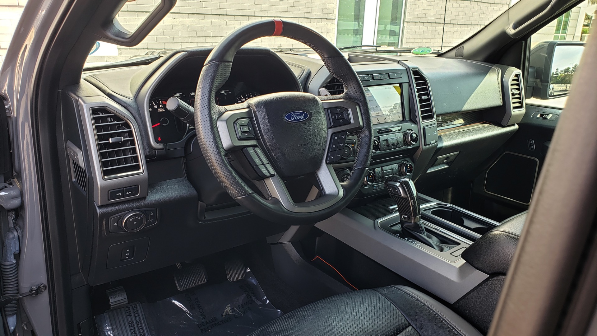 Used 2018 Ford F-150 RAPTOR 4X4 SUPERCREW / NAV / PANO-ROOF / REARVIEW for sale Sold at Formula Imports in Charlotte NC 28227 42