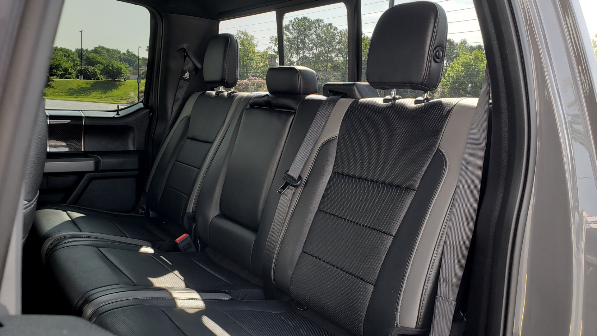 Used 2018 Ford F-150 RAPTOR 4X4 SUPERCREW / NAV / PANO-ROOF / REARVIEW for sale Sold at Formula Imports in Charlotte NC 28227 71