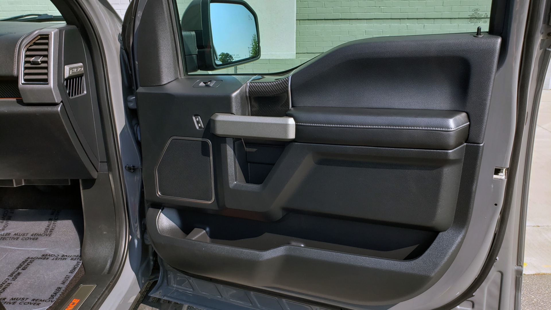 Used 2018 Ford F-150 RAPTOR 4X4 SUPERCREW / NAV / PANO-ROOF / REARVIEW for sale Sold at Formula Imports in Charlotte NC 28227 73