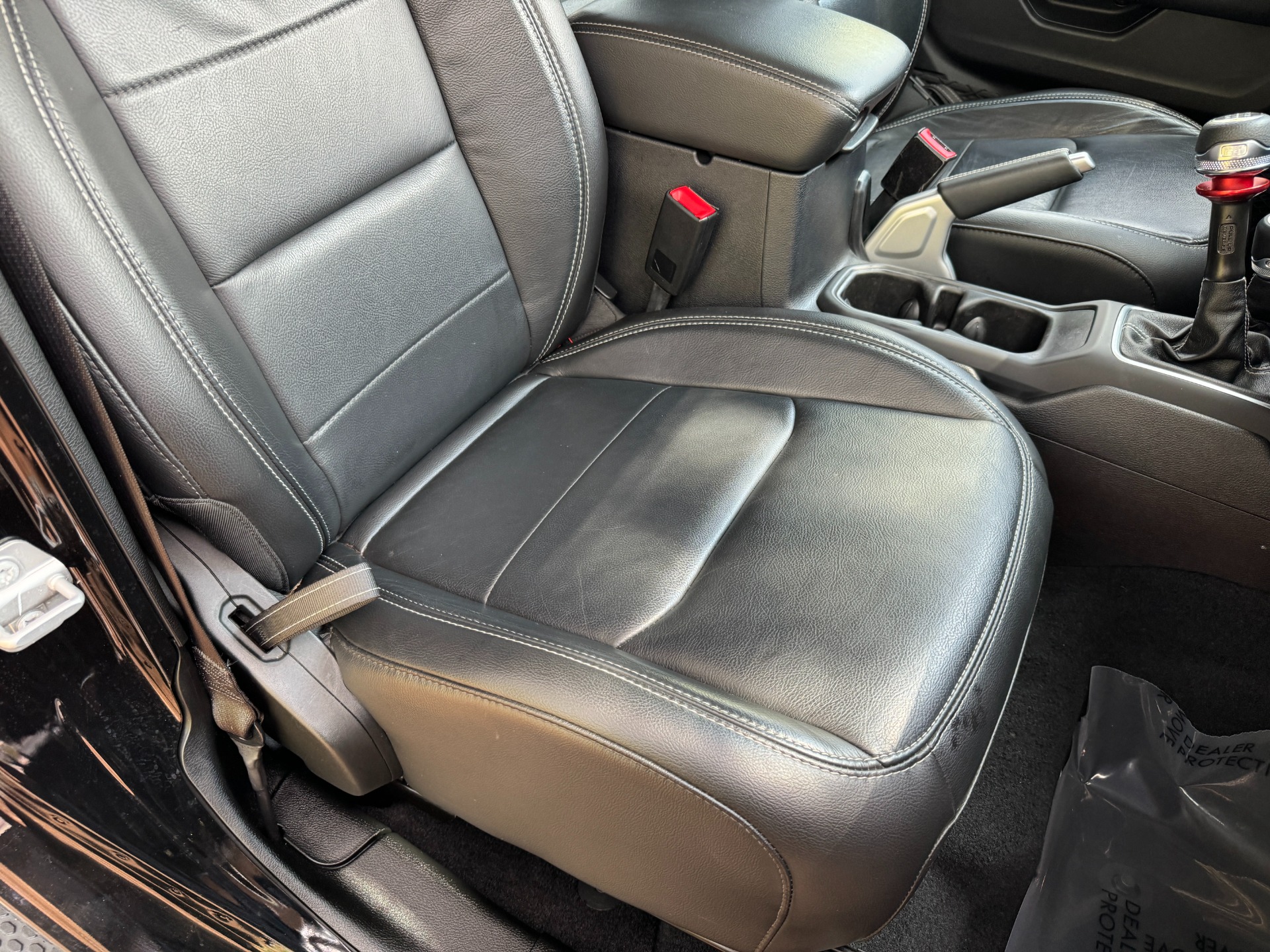 Used 2018 Jeep WRANGLER UNLIMITED SAHARA 4X4 / MANUAL / NAV / ALPINE / FREEDOM TOP / REARVIEW for sale Sold at Formula Imports in Charlotte NC 28227 41