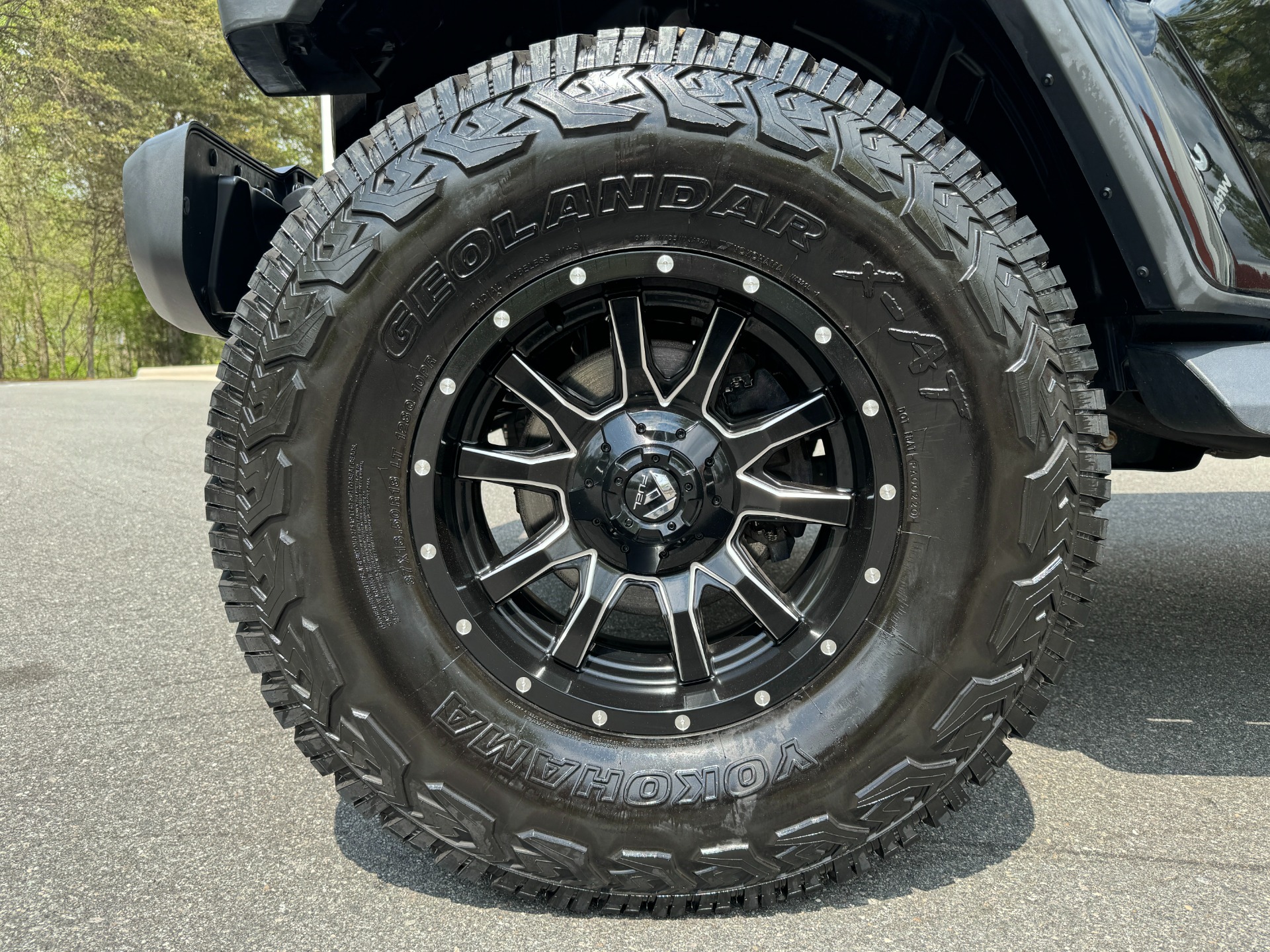 Used 2018 Jeep WRANGLER UNLIMITED SAHARA 4X4 / MANUAL / NAV / ALPINE / FREEDOM TOP / REARVIEW for sale Sold at Formula Imports in Charlotte NC 28227 50
