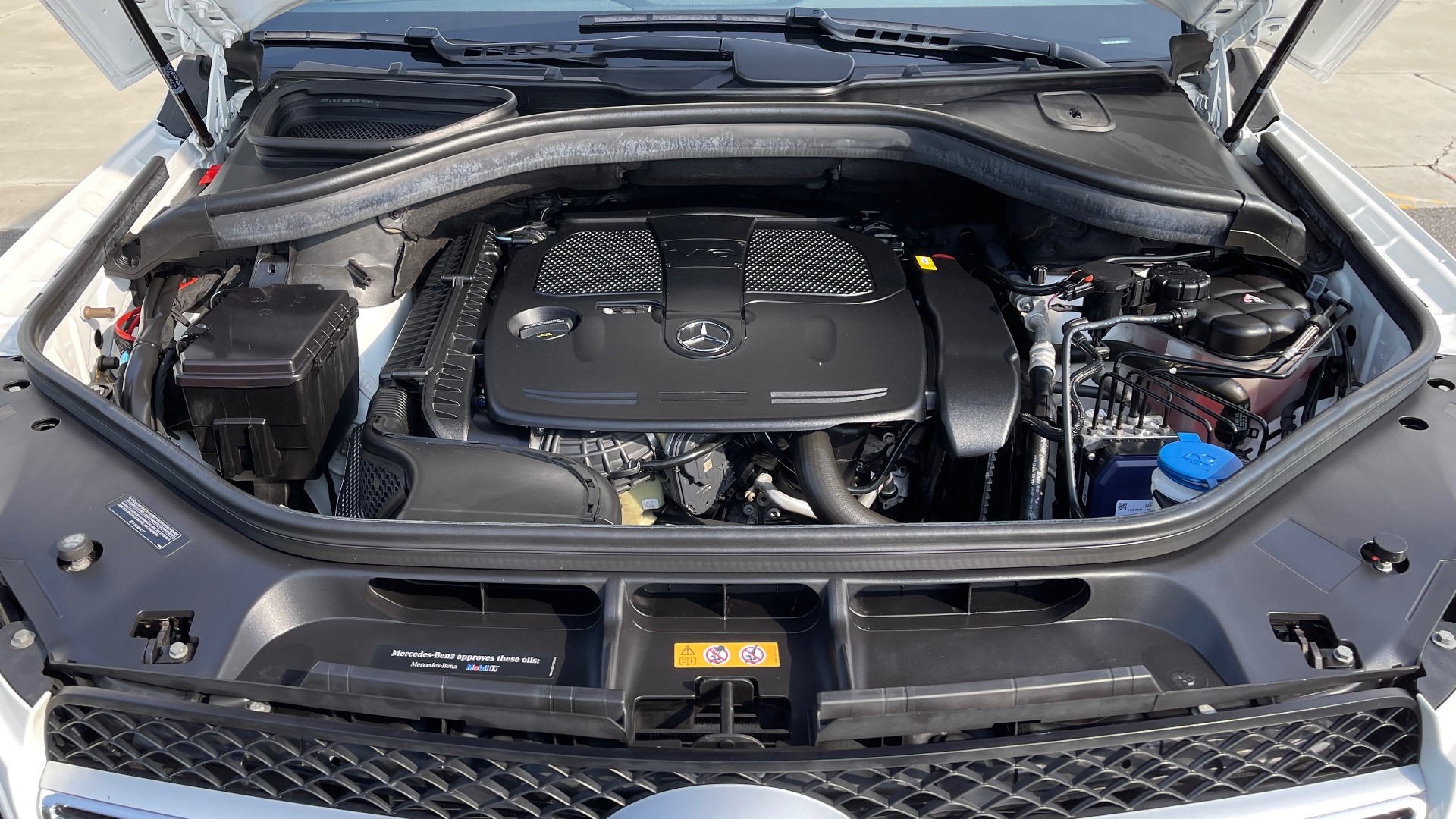 Used 2018 Mercedes-Benz GLE 350 4MATIC PREMIUM / NAV / SUNROOF / HTD STS / TRAILER HITCH / REARVIEW for sale Sold at Formula Imports in Charlotte NC 28227 12
