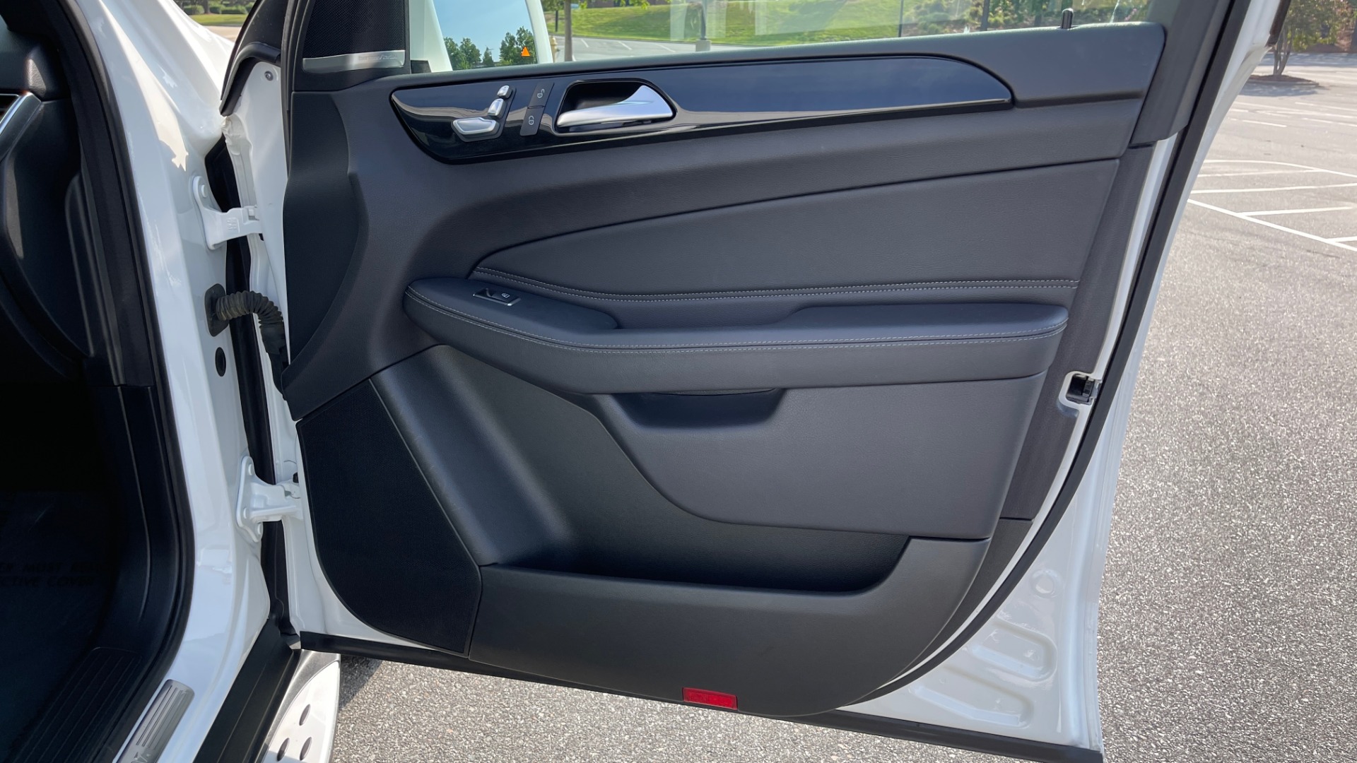 Used 2018 Mercedes-Benz GLE 350 4MATIC PREMIUM / NAV / SUNROOF / HTD STS / TRAILER HITCH / REARVIEW for sale Sold at Formula Imports in Charlotte NC 28227 64