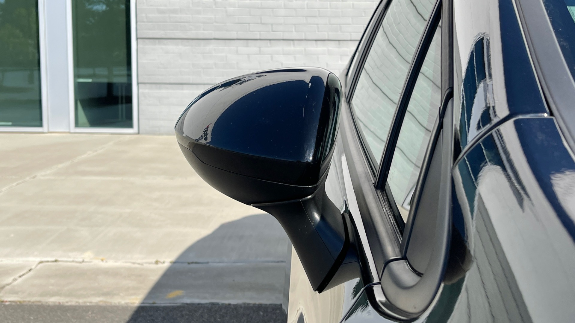 Used 2019 Chevrolet CRUZE LT / 1.4L TURBO / 6-SPD AUTO / AIR CONDITIONING / REARVIEW for sale Sold at Formula Imports in Charlotte NC 28227 12