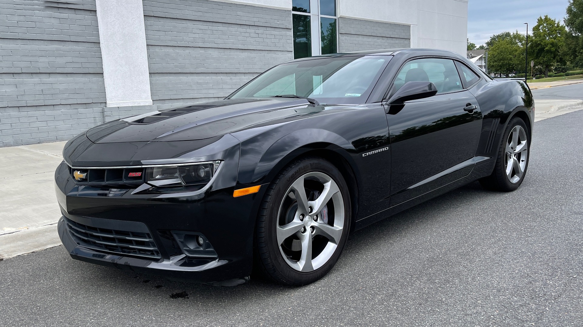 Used 2014 Chevrolet Camaro SS for sale Sold at Formula Imports in Charlotte NC 28227 3