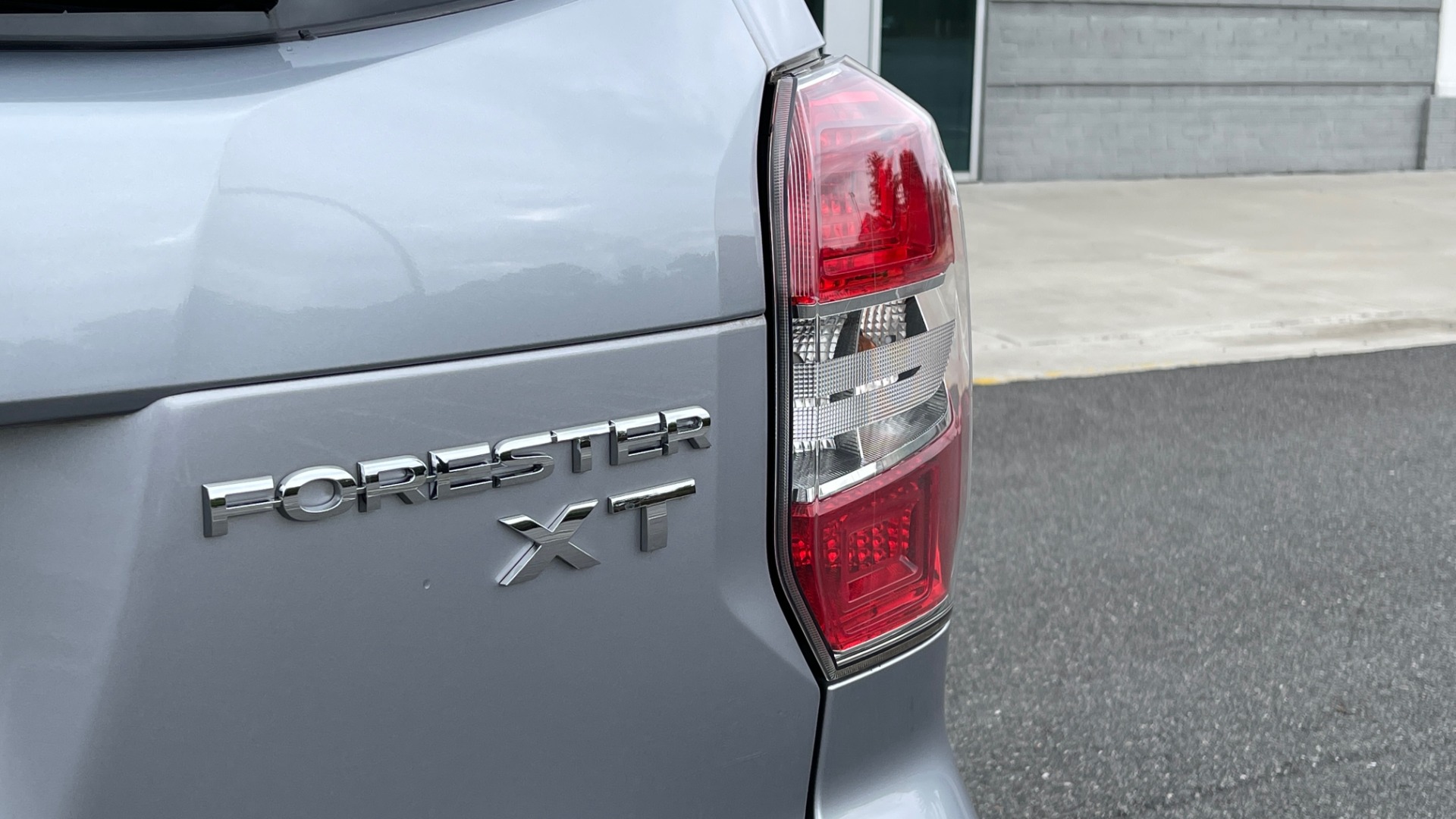 Used 2016 Subaru FORESTER 2.0XT TOURING / NAV / SUNROOF / ADAPT CRS / PRE-COLLISION / REARVIEW for sale Sold at Formula Imports in Charlotte NC 28227 25
