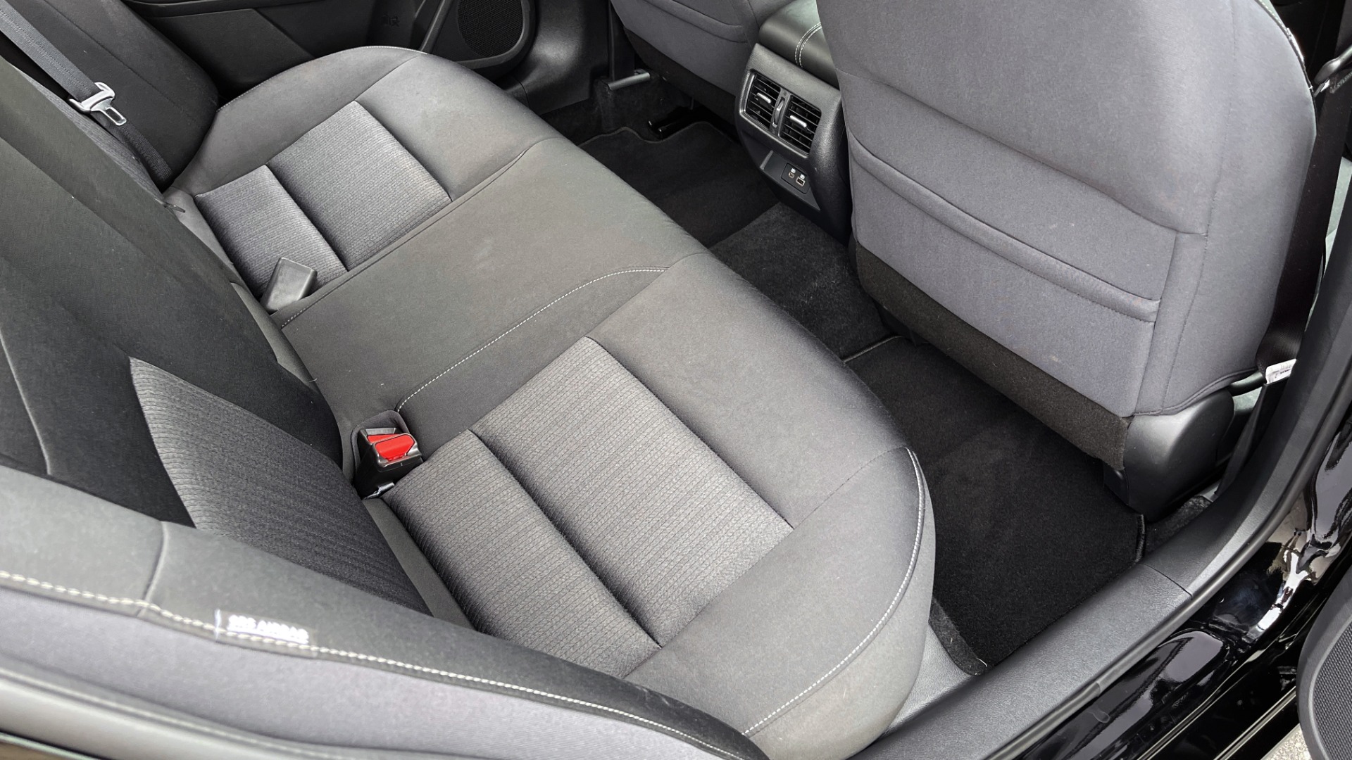 Used 2019 Nissan ALTIMA 2.5 SV SEDAN / CVT TRANS / SUNROOF / REARVIEW / LOW MILES for sale Sold at Formula Imports in Charlotte NC 28227 51