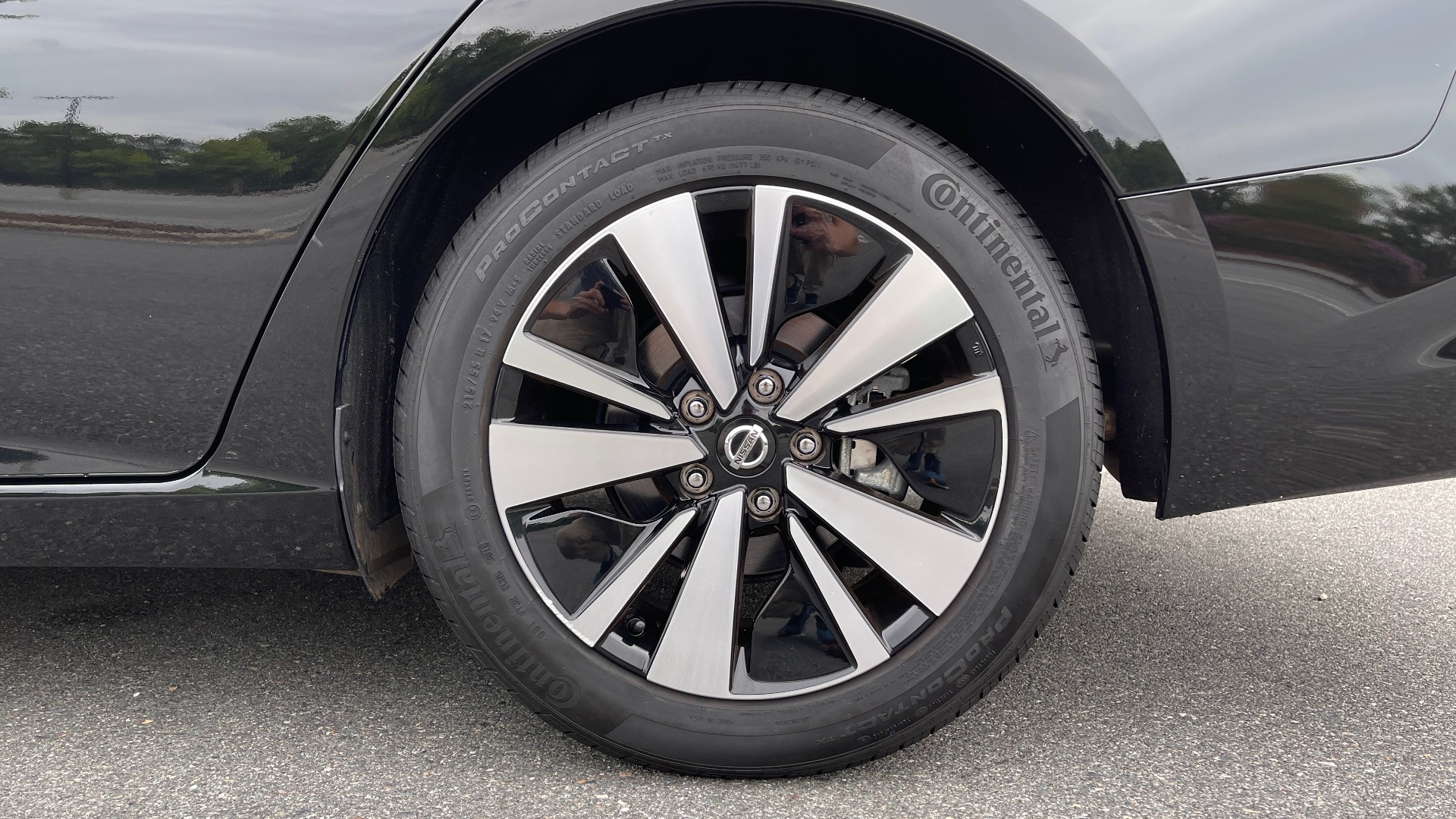 Used 2019 Nissan ALTIMA 2.5 SV SEDAN / CVT TRANS / SUNROOF / REARVIEW / LOW MILES for sale Sold at Formula Imports in Charlotte NC 28227 59
