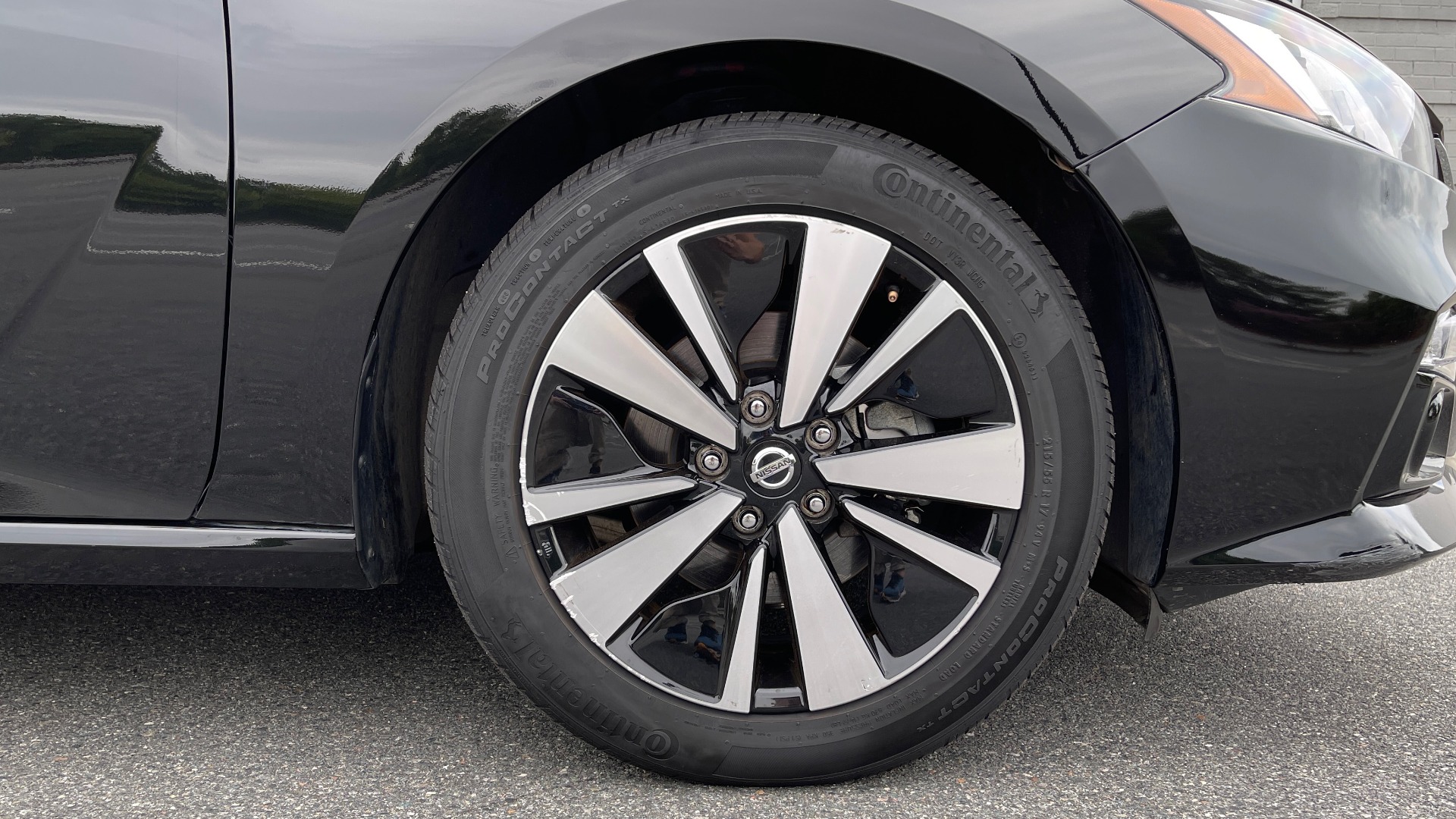 Used 2019 Nissan ALTIMA 2.5 SV SEDAN / CVT TRANS / SUNROOF / REARVIEW / LOW MILES for sale Sold at Formula Imports in Charlotte NC 28227 61