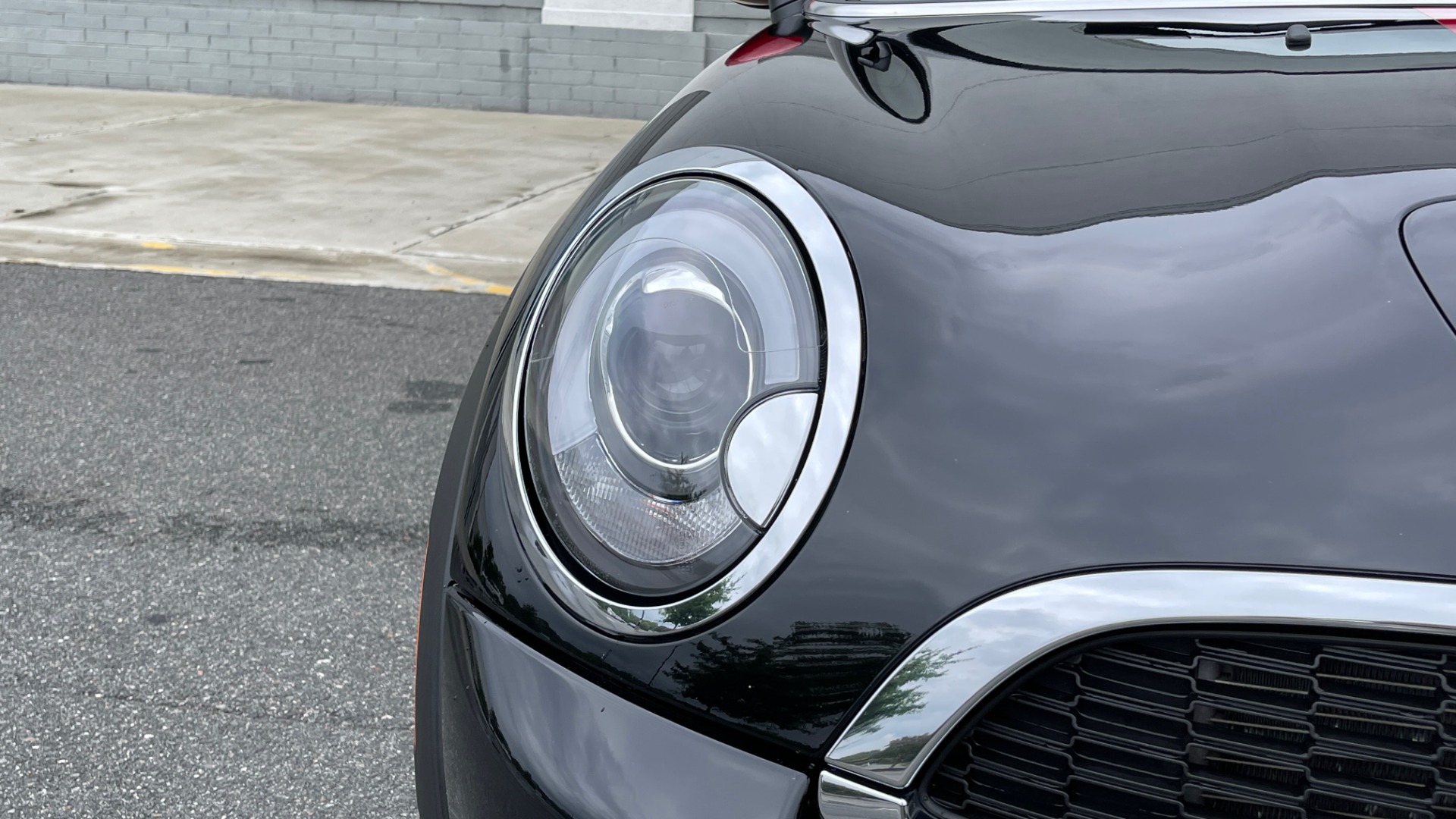 Used 2013 MINI COOPER COUPE JOHN COOPER WORKS / 1.6L TURBO / AUTO / H/K SOUND for sale Sold at Formula Imports in Charlotte NC 28227 12