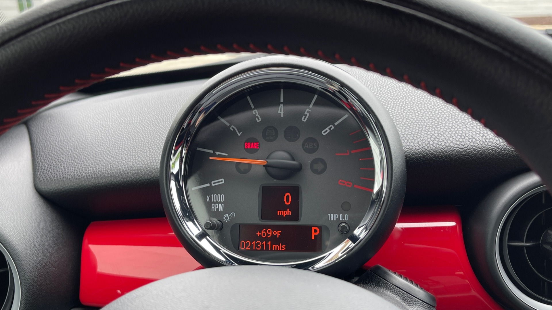 Used 2013 MINI COOPER COUPE JOHN COOPER WORKS / 1.6L TURBO / AUTO / H/K SOUND for sale Sold at Formula Imports in Charlotte NC 28227 40