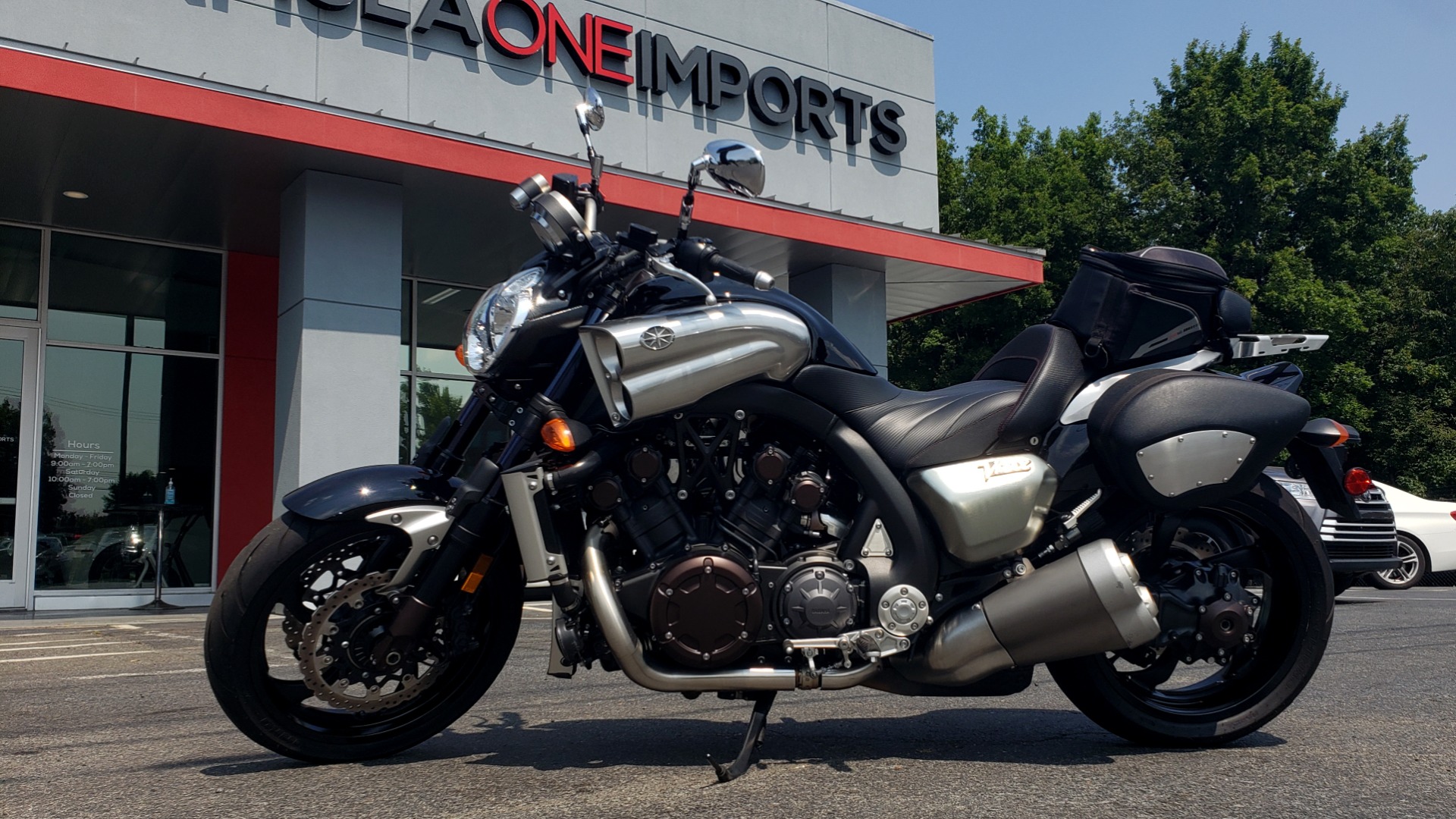 Used 2009 Yamaha V-MAX MOTORCYCLE / SPORT CRUISER / 18K MILES / SUPER CLEAN! for sale Sold at Formula Imports in Charlotte NC 28227 1