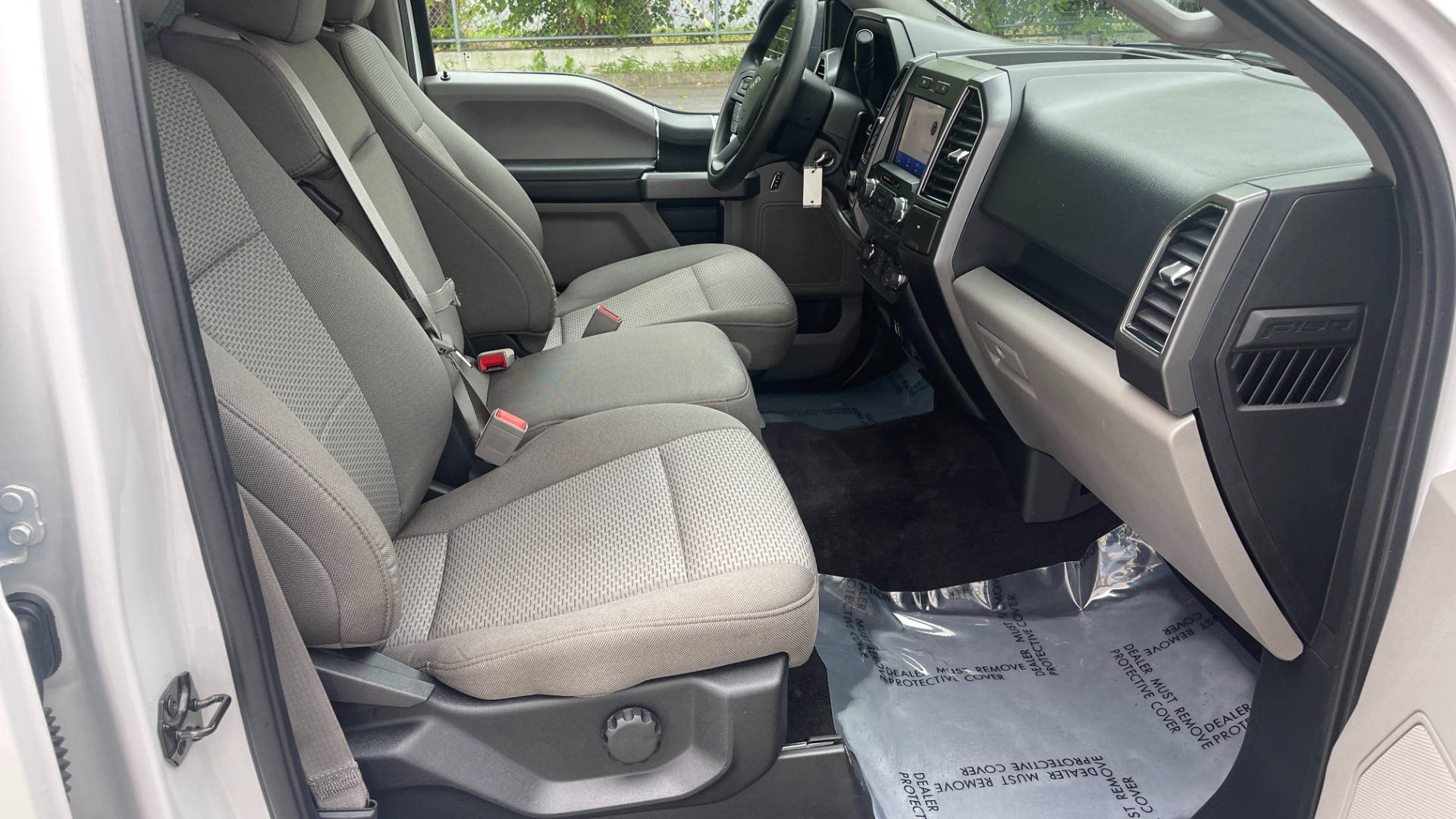 Used 2020 Ford F-150 XLT / 5.0L V8 / CREW CAB 4X4 / 17IN ALUMINUM WHEELS / CLOTH SEATS for sale Sold at Formula Imports in Charlotte NC 28227 17