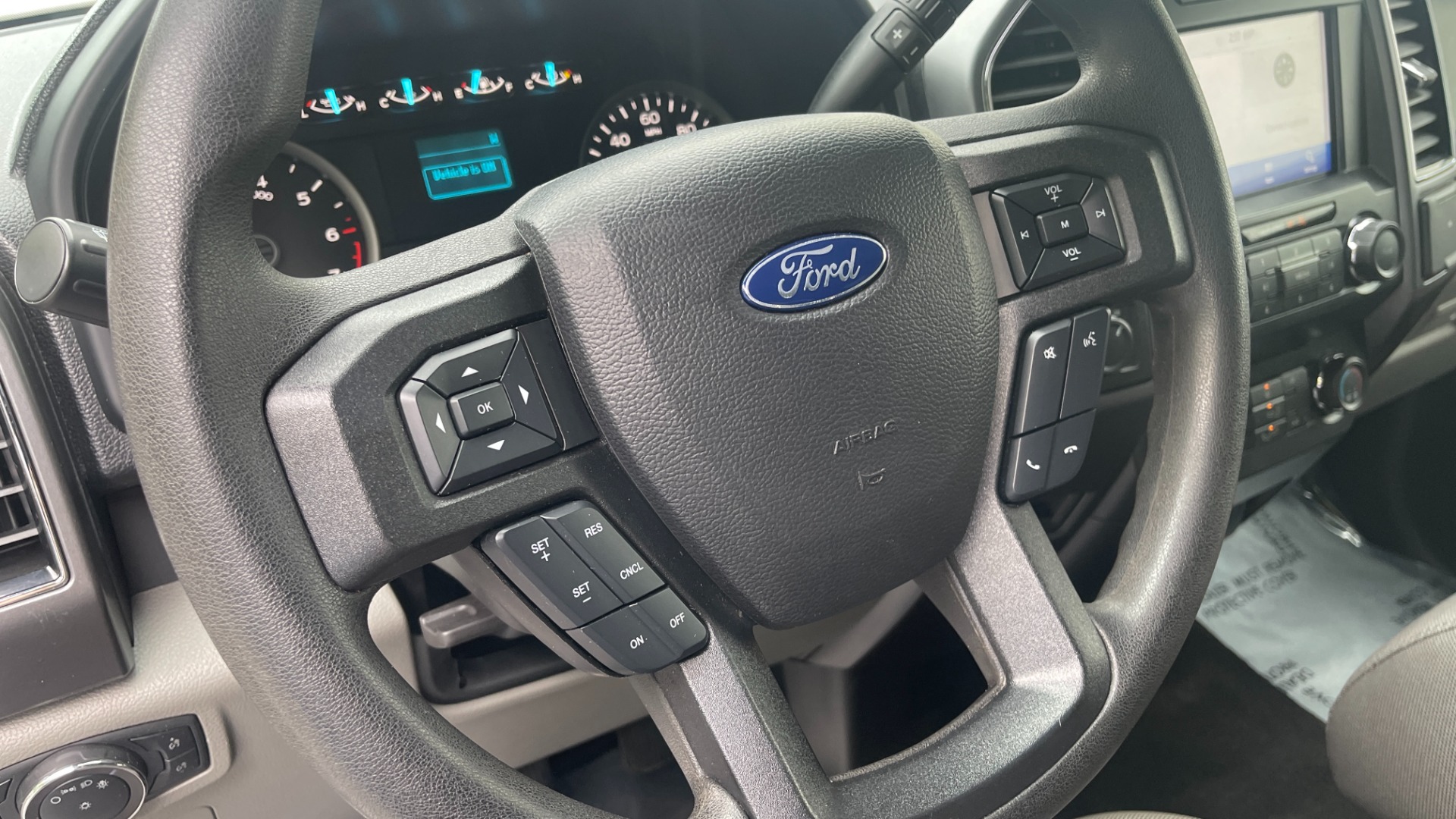 Used 2020 Ford F-150 XLT / 5.0L V8 / CREW CAB 4X4 / 17IN ALUMINUM WHEELS / CLOTH SEATS for sale Sold at Formula Imports in Charlotte NC 28227 25