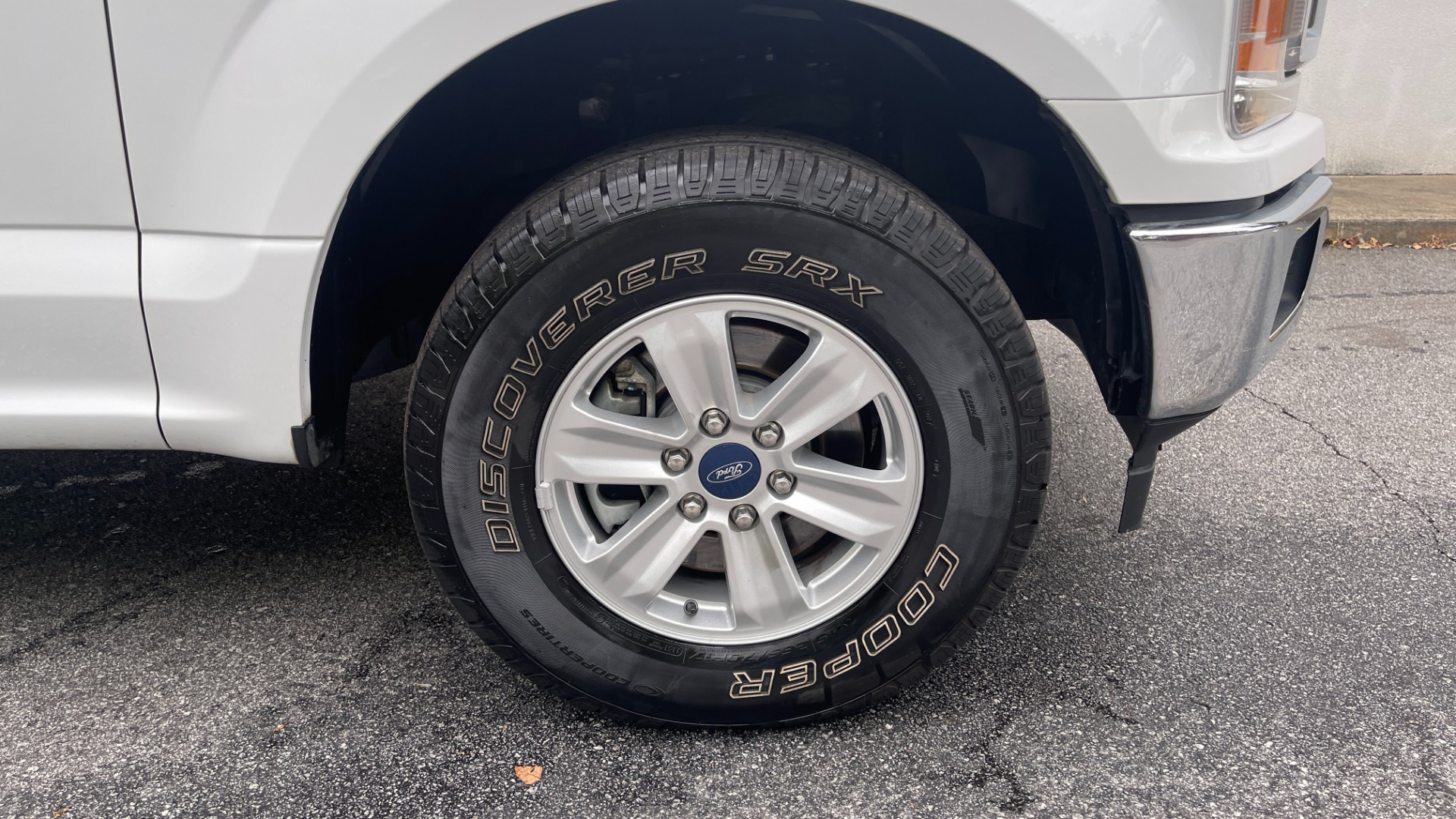 Used 2020 Ford F-150 XLT / 5.0L V8 / CREW CAB 4X4 / 17IN ALUMINUM WHEELS / CLOTH SEATS for sale Sold at Formula Imports in Charlotte NC 28227 45