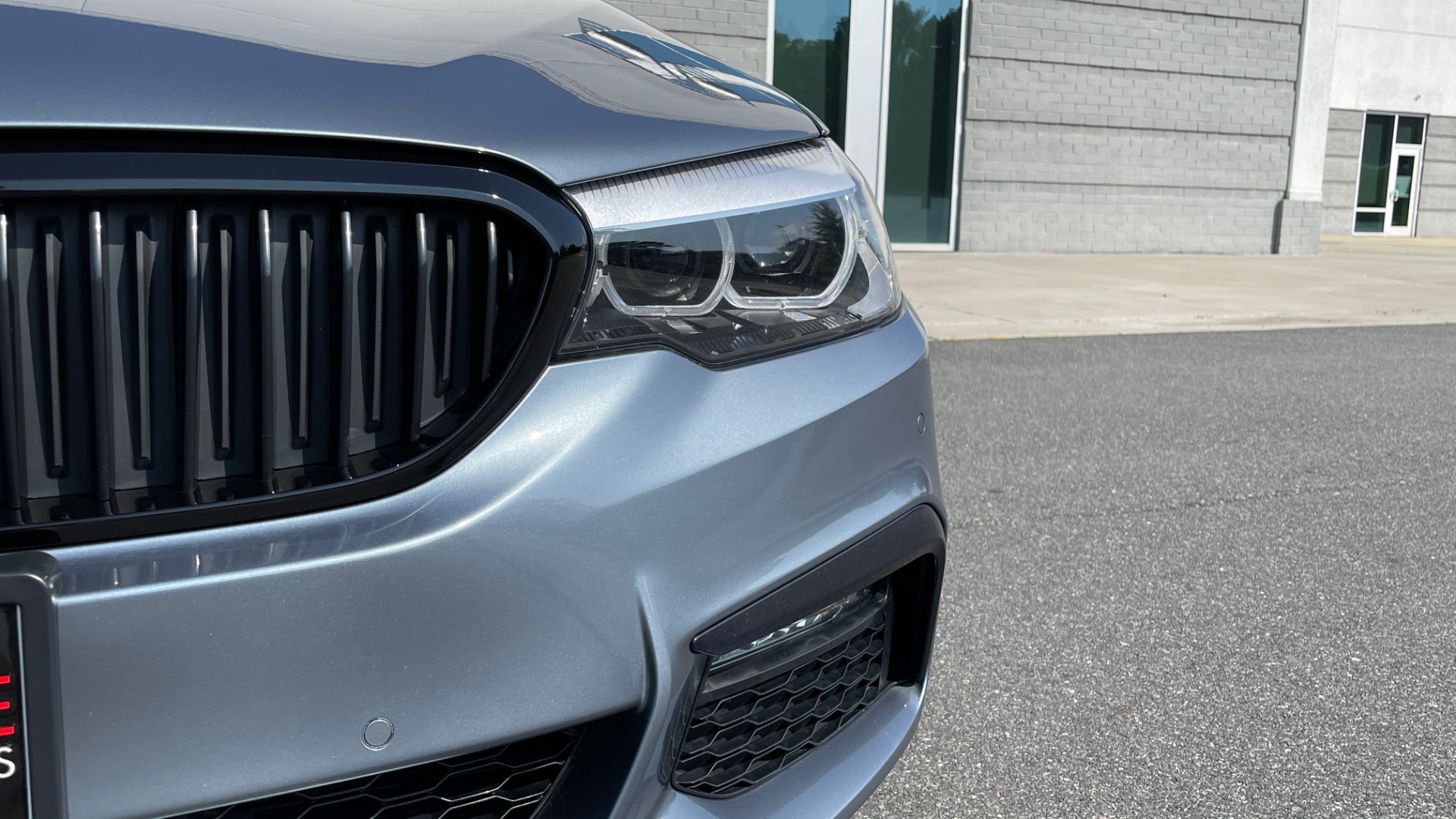 Used 2018 BMW 5 SERIES 540I XDRIVE M-SPORT / DRVR ASST / PDC / APPLE / HUD / H/K SND for sale Sold at Formula Imports in Charlotte NC 28227 13