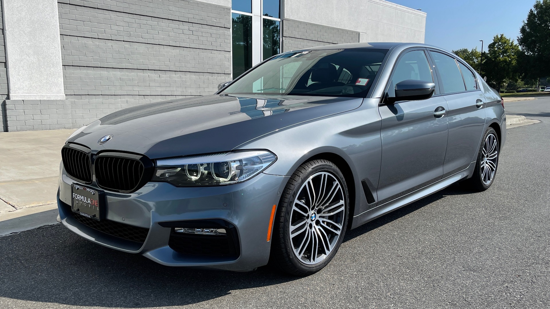 Used 2018 BMW 5 SERIES 540I XDRIVE M-SPORT / DRVR ASST / PDC / APPLE / HUD / H/K SND for sale Sold at Formula Imports in Charlotte NC 28227 3