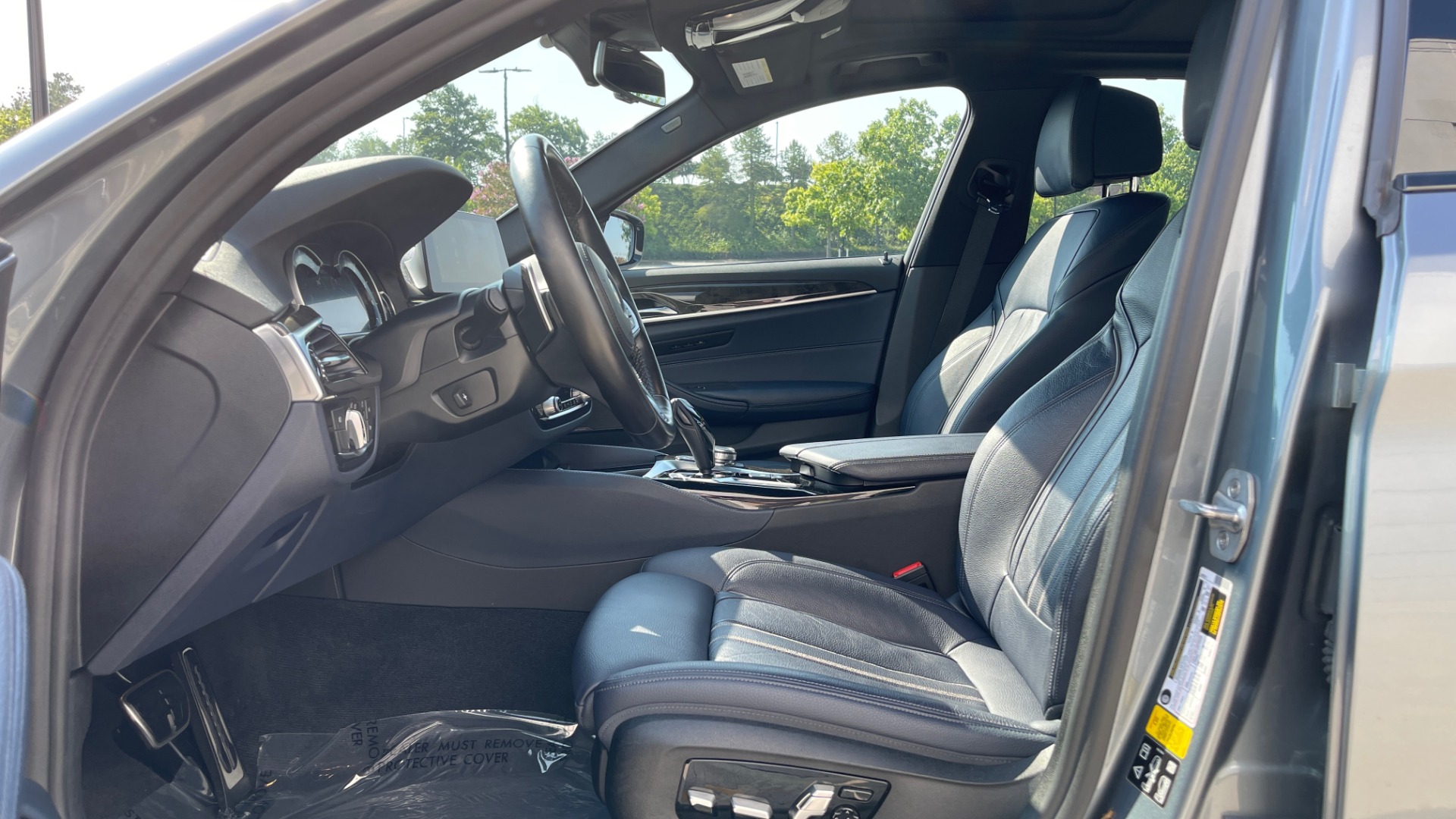 Used 2018 BMW 5 SERIES 540I XDRIVE M-SPORT / DRVR ASST / PDC / APPLE / HUD / H/K SND for sale Sold at Formula Imports in Charlotte NC 28227 30