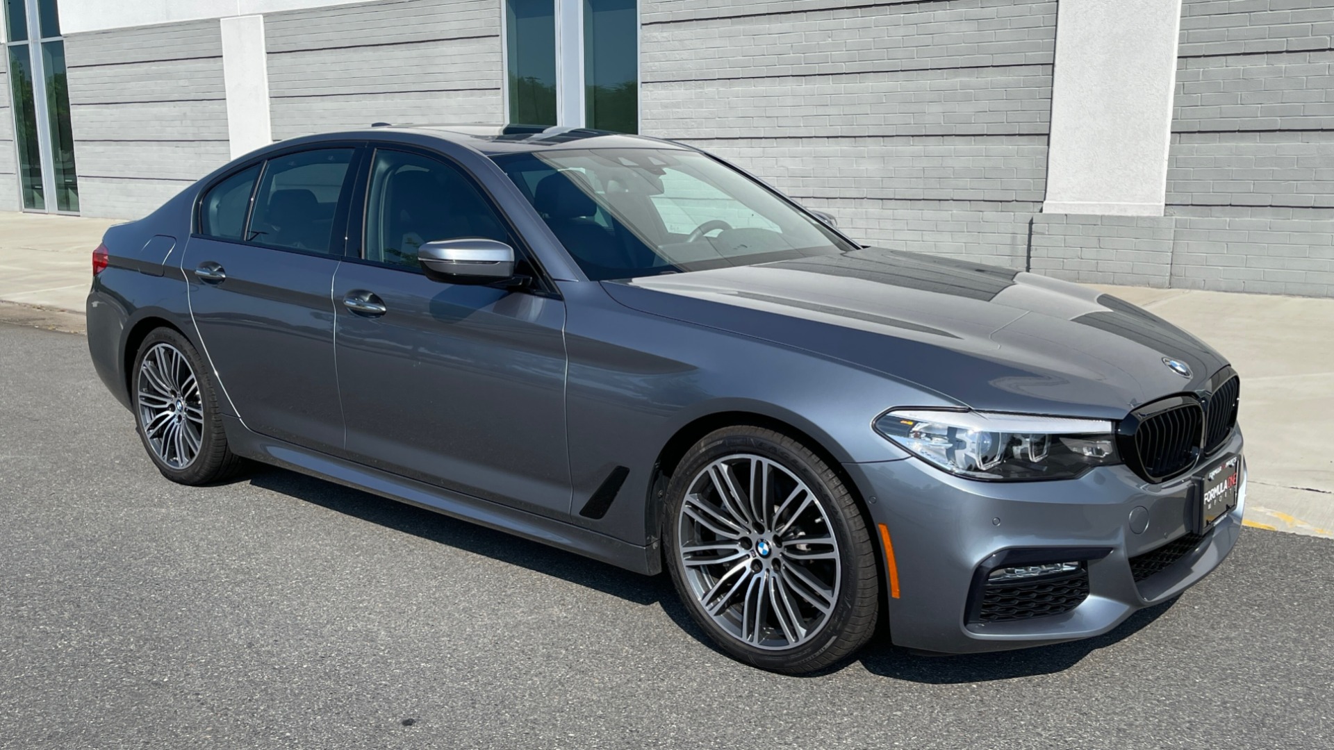 Used 2018 BMW 5 SERIES 540I XDRIVE M-SPORT / DRVR ASST / PDC / APPLE / HUD / H/K SND for sale Sold at Formula Imports in Charlotte NC 28227 6