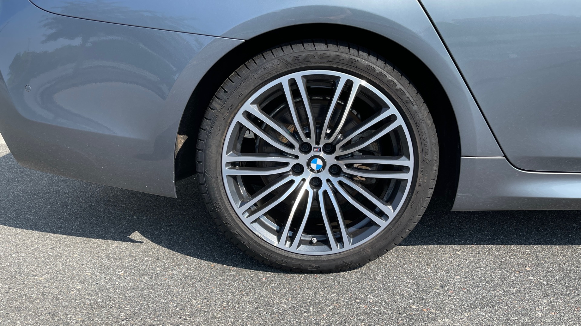 Used 2018 BMW 5 SERIES 540I XDRIVE M-SPORT / DRVR ASST / PDC / APPLE / HUD / H/K SND for sale Sold at Formula Imports in Charlotte NC 28227 71