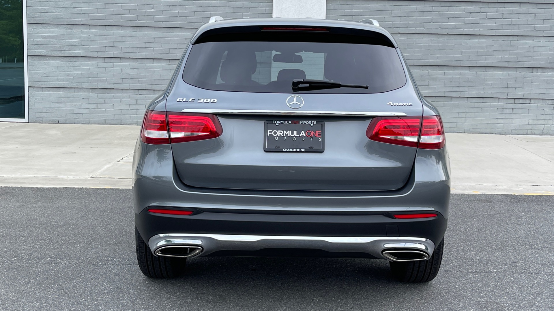 Used 2018 Mercedes-Benz GLC 300 4MATIC PREMIUM / PANO-ROOF / HTD STS / APPLE / REARVIEW for sale Sold at Formula Imports in Charlotte NC 28227 23