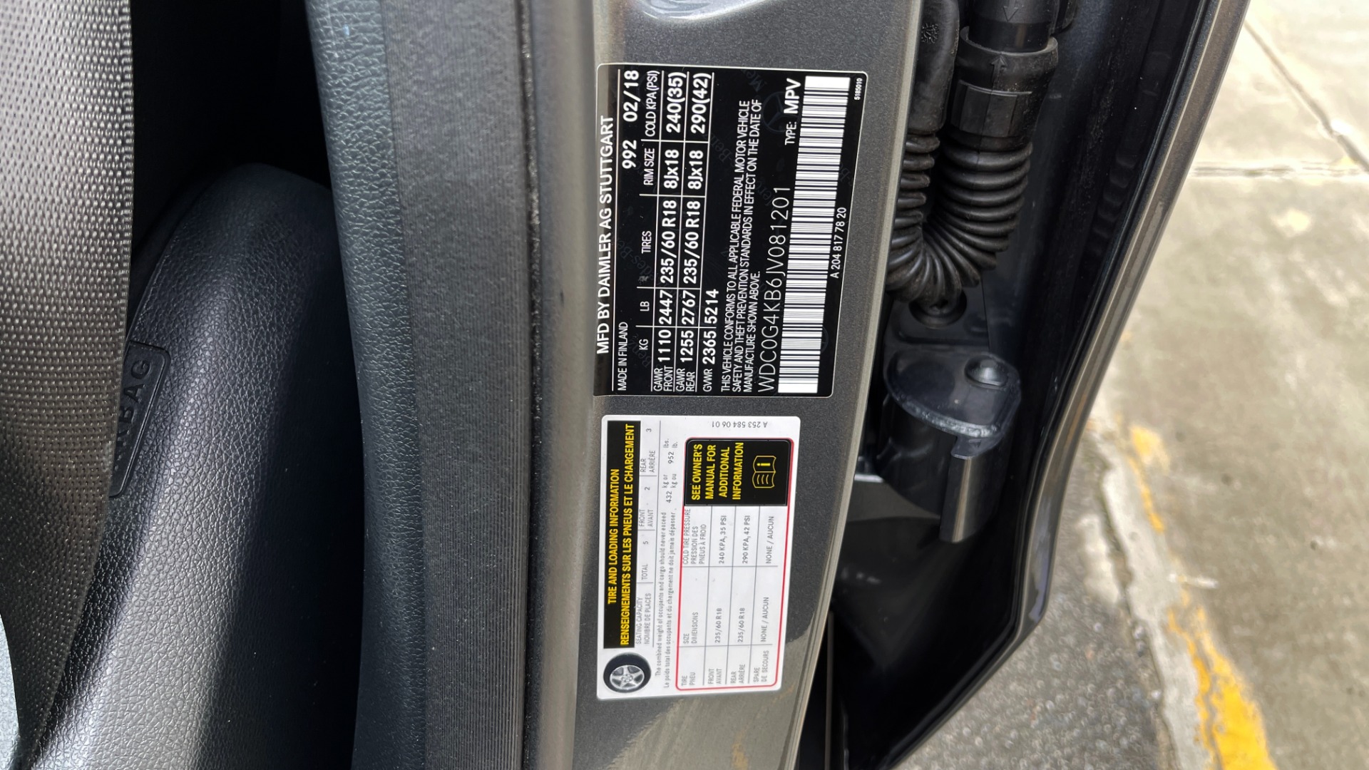 Used 2018 Mercedes-Benz GLC 300 4MATIC PREMIUM / PANO-ROOF / HTD STS / APPLE / REARVIEW for sale Sold at Formula Imports in Charlotte NC 28227 28