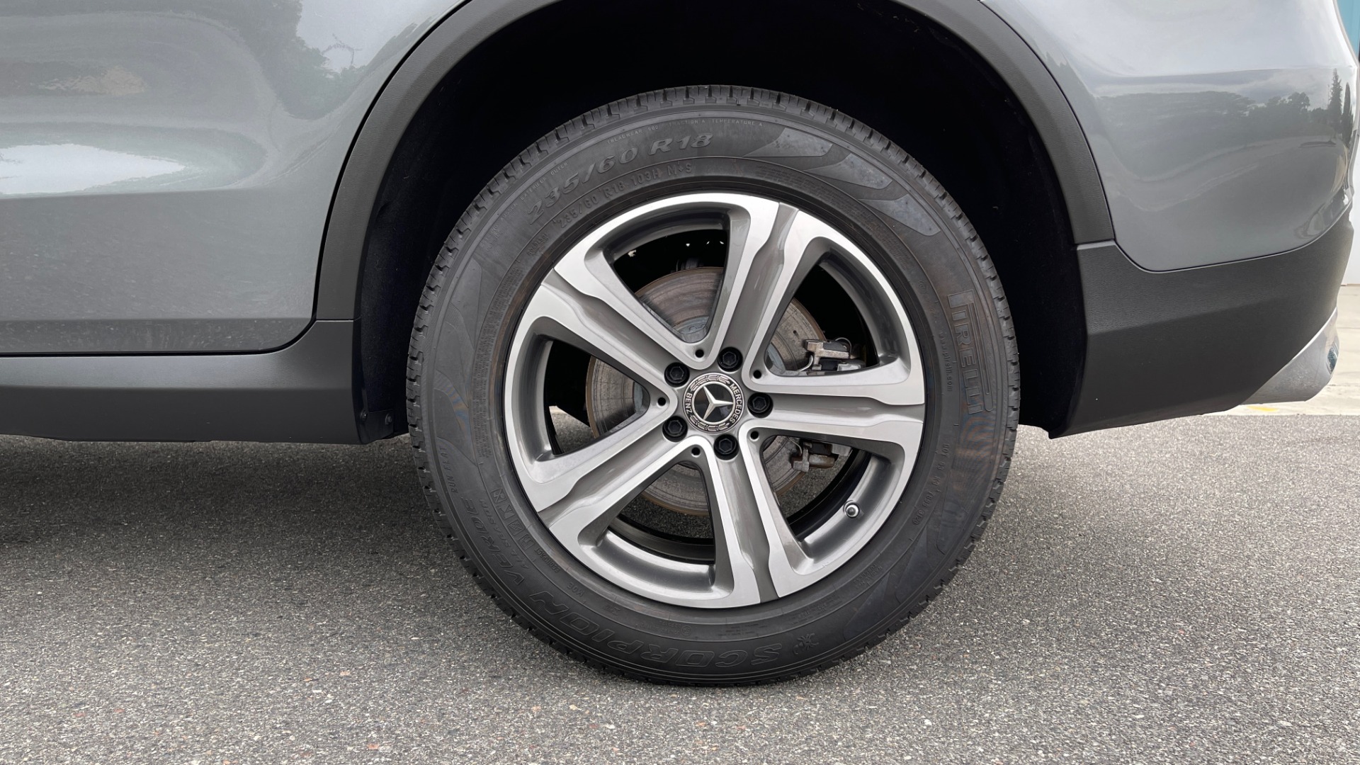 Used 2018 Mercedes-Benz GLC 300 4MATIC PREMIUM / PANO-ROOF / HTD STS / APPLE / REARVIEW for sale Sold at Formula Imports in Charlotte NC 28227 63