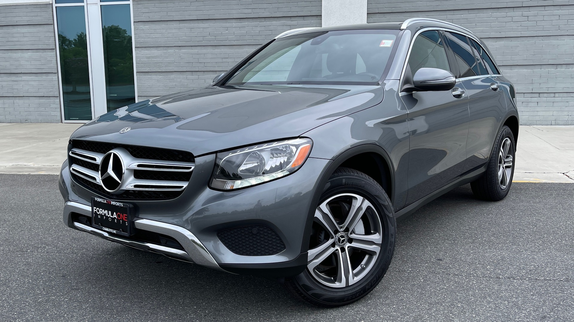 Used 2018 Mercedes-Benz GLC 300 4MATIC PREMIUM / PANO-ROOF / HTD STS / APPLE / REARVIEW for sale Sold at Formula Imports in Charlotte NC 28227 1