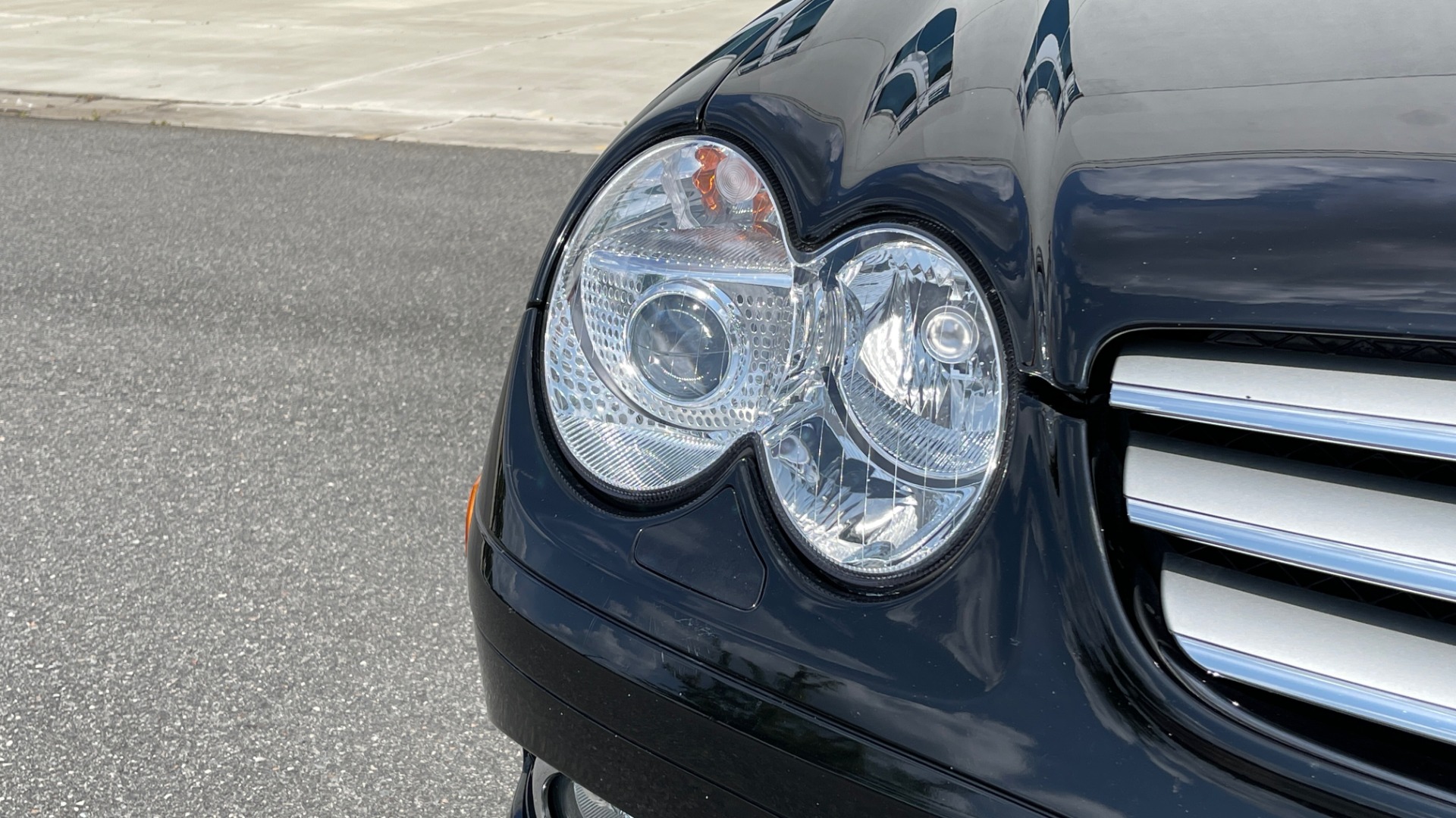 Used 2007 Mercedes-Benz SL-Class 5.5L V8 for sale Sold at Formula Imports in Charlotte NC 28227 20