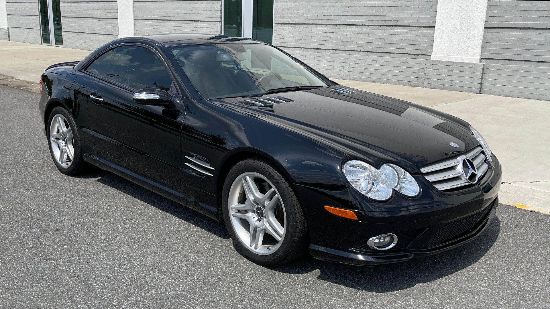 Used 2007 Mercedes-Benz SL-Class 5.5L V8 for sale Sold at Formula Imports in Charlotte NC 28227 7
