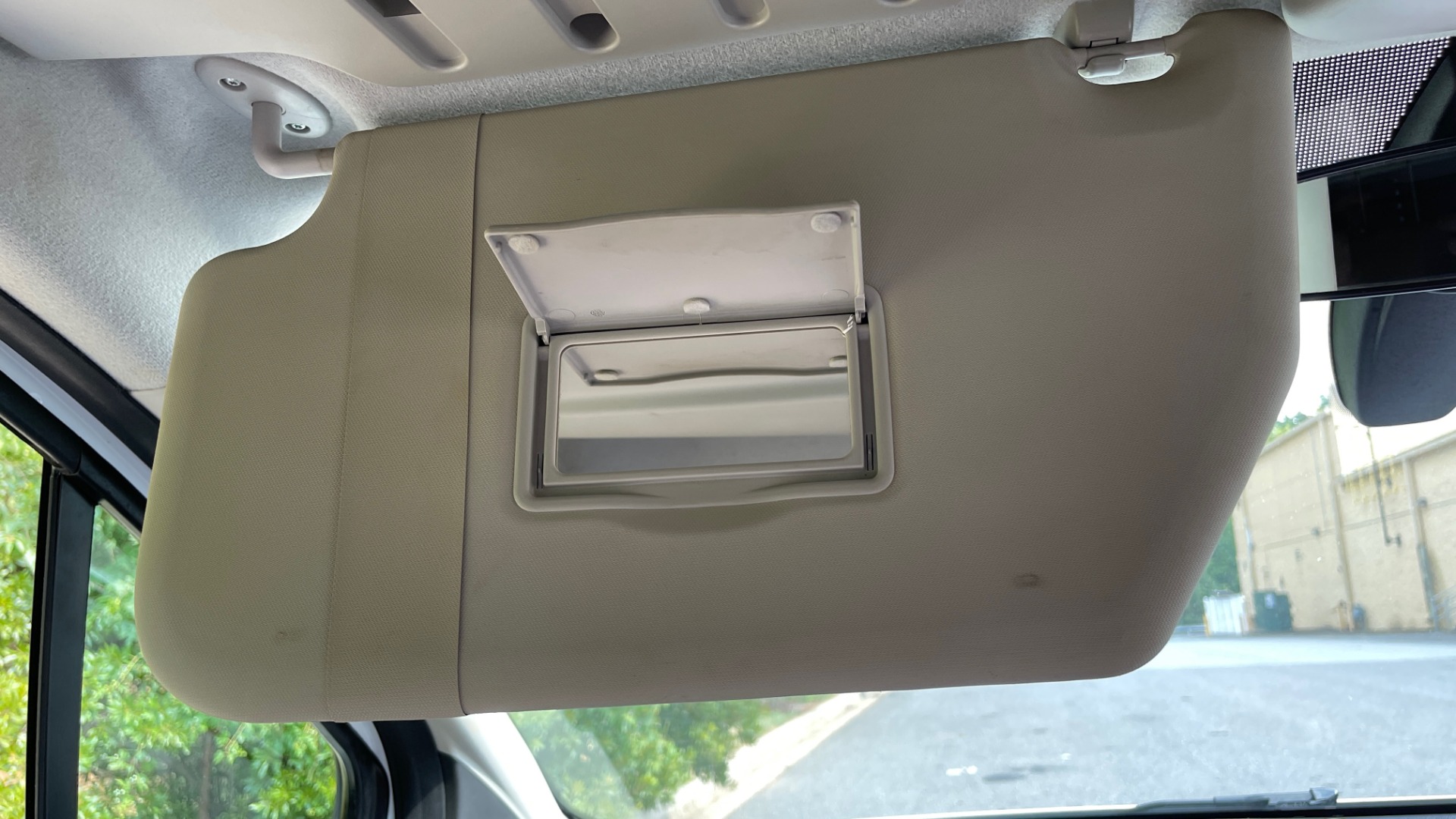 Used 2015 Ford TRANSIT CONNECT XLT CARGO VAN LWB / 2.5L 4-CYL / 6-SPD AUTO / ROOF RACK for sale Sold at Formula Imports in Charlotte NC 28227 45