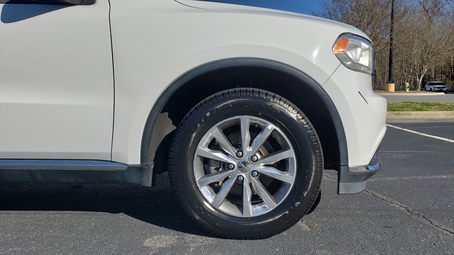 Used 2015 Dodge DURANGO LIMITED AWD / 3.6L V6 / 8-SPD AUTO / 3-ROW / REARVIEW for sale Sold at Formula Imports in Charlotte NC 28227 13
