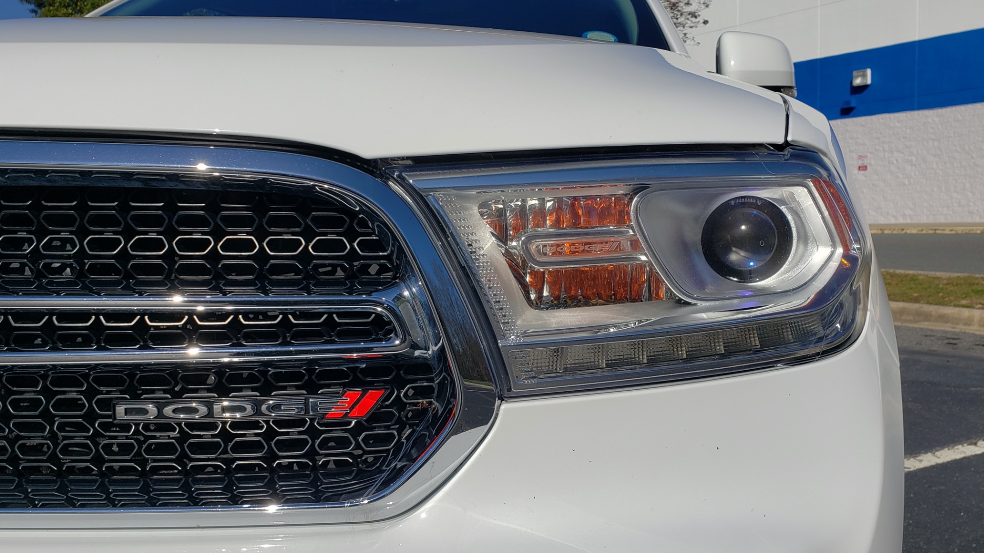 Used 2015 Dodge DURANGO LIMITED AWD / 3.6L V6 / 8-SPD AUTO / 3-ROW / REARVIEW for sale Sold at Formula Imports in Charlotte NC 28227 25