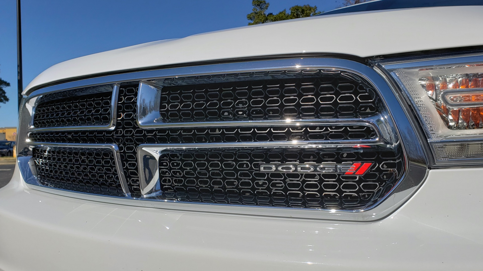 Used 2015 Dodge DURANGO LIMITED AWD / 3.6L V6 / 8-SPD AUTO / 3-ROW / REARVIEW for sale Sold at Formula Imports in Charlotte NC 28227 26