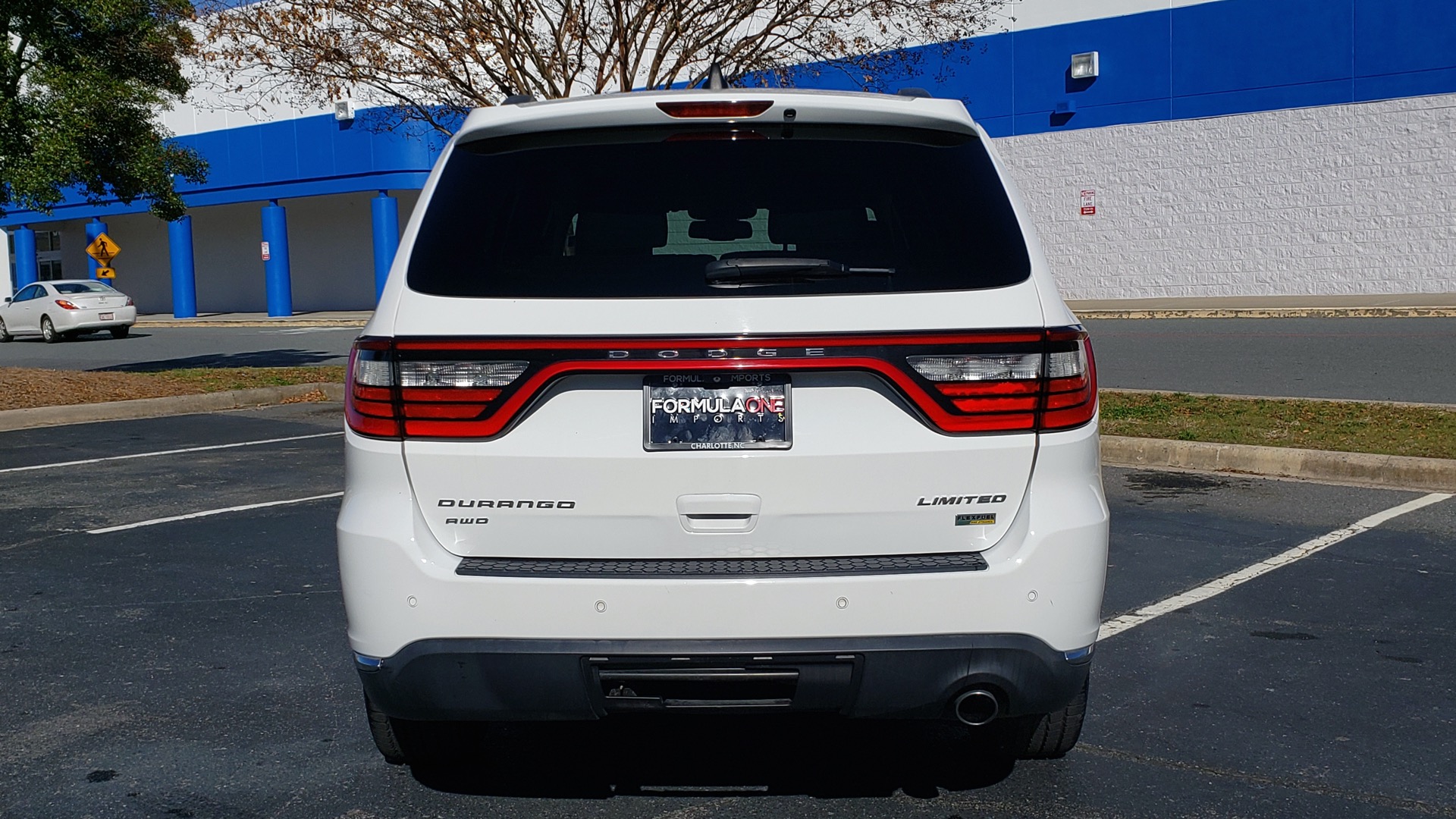 Used 2015 Dodge DURANGO LIMITED AWD / 3.6L V6 / 8-SPD AUTO / 3-ROW / REARVIEW for sale Sold at Formula Imports in Charlotte NC 28227 31
