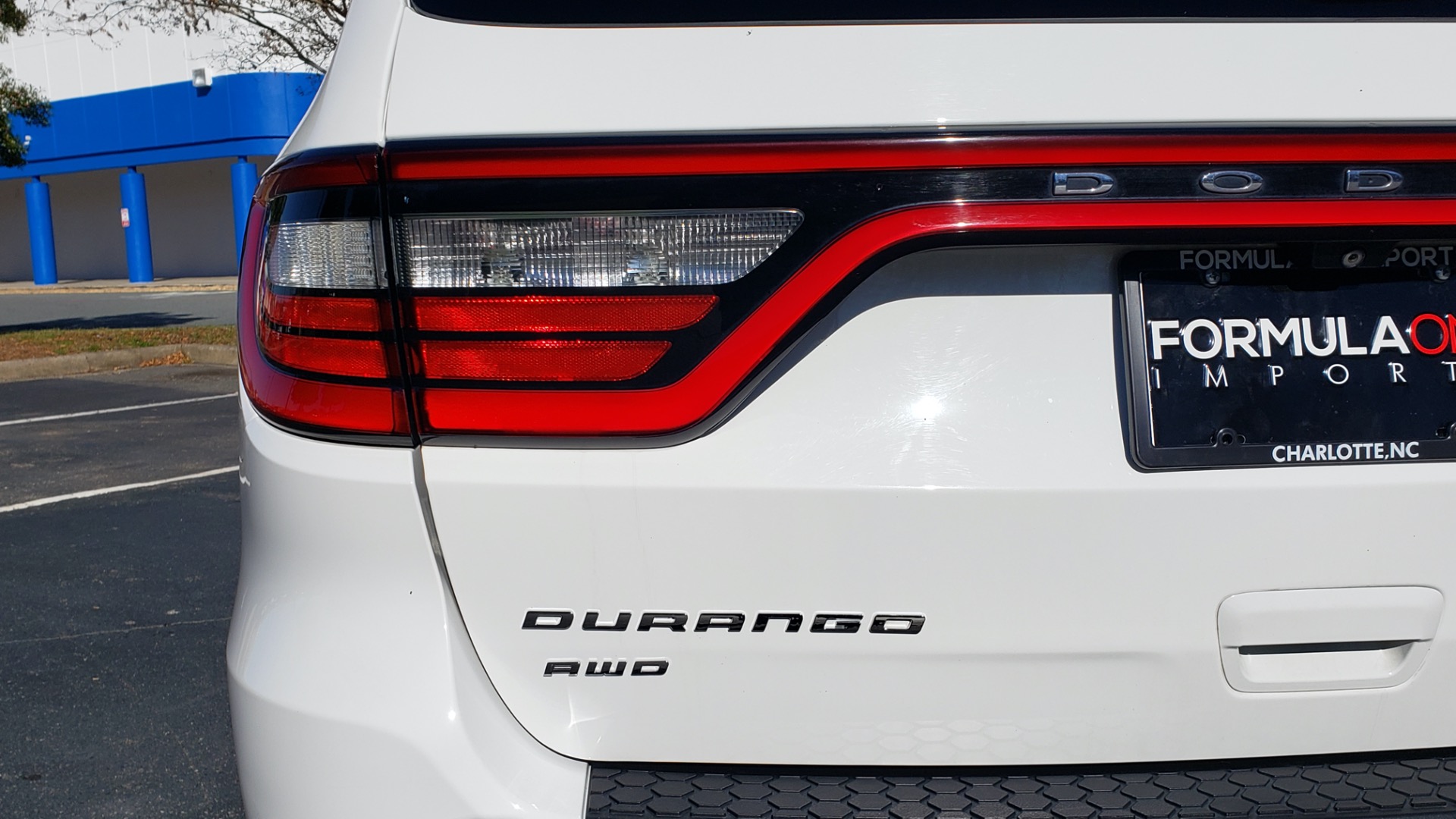 Used 2015 Dodge DURANGO LIMITED AWD / 3.6L V6 / 8-SPD AUTO / 3-ROW / REARVIEW for sale Sold at Formula Imports in Charlotte NC 28227 32