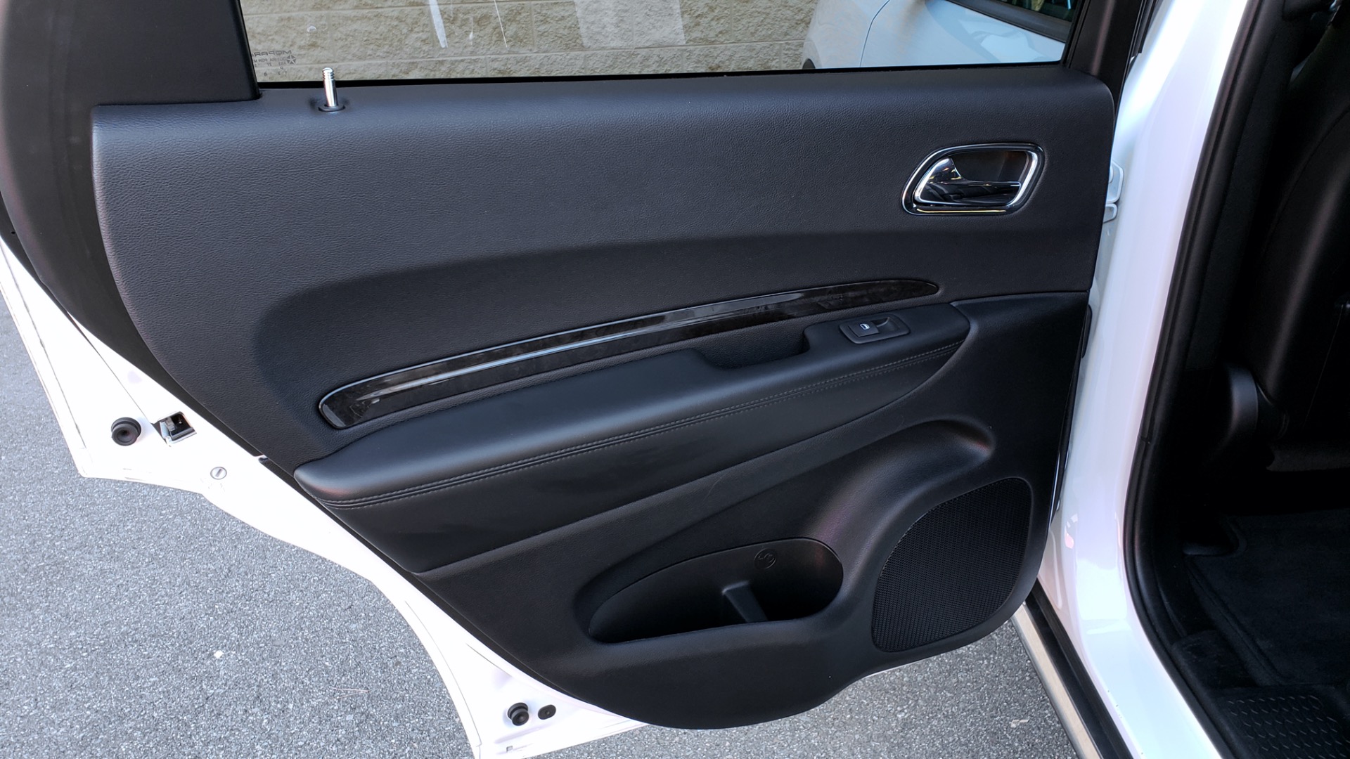 Used 2015 Dodge DURANGO LIMITED AWD / 3.6L V6 / 8-SPD AUTO / 3-ROW / REARVIEW for sale Sold at Formula Imports in Charlotte NC 28227 57