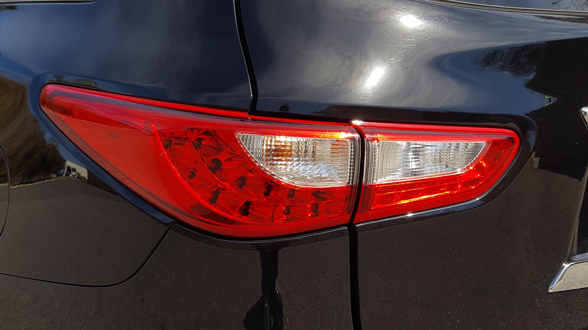 Used 2015 INFINITI QX60 AWD / PREMIUM PLUS PKG / NAV / SUNROOF / BOSE / 3-ROW / DVD for sale Sold at Formula Imports in Charlotte NC 28227 32