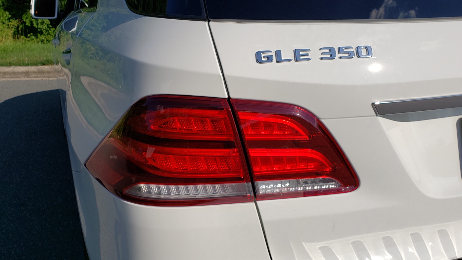 Used 2018 Mercedes-Benz GLE 350 4MATIC PREMIUM / NAV / SUNROOF / H/K SND / REARVIEW for sale Sold at Formula Imports in Charlotte NC 28227 23