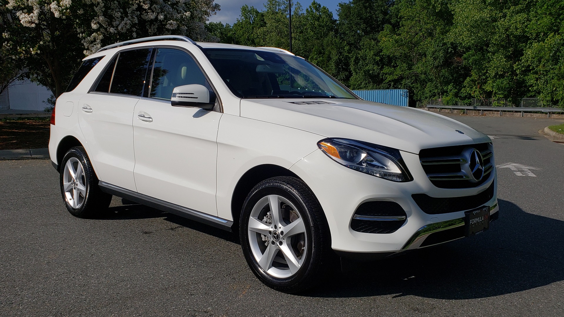 Used 2018 Mercedes-Benz GLE 350 4MATIC PREMIUM / NAV / SUNROOF / H/K SND / REARVIEW for sale Sold at Formula Imports in Charlotte NC 28227 4