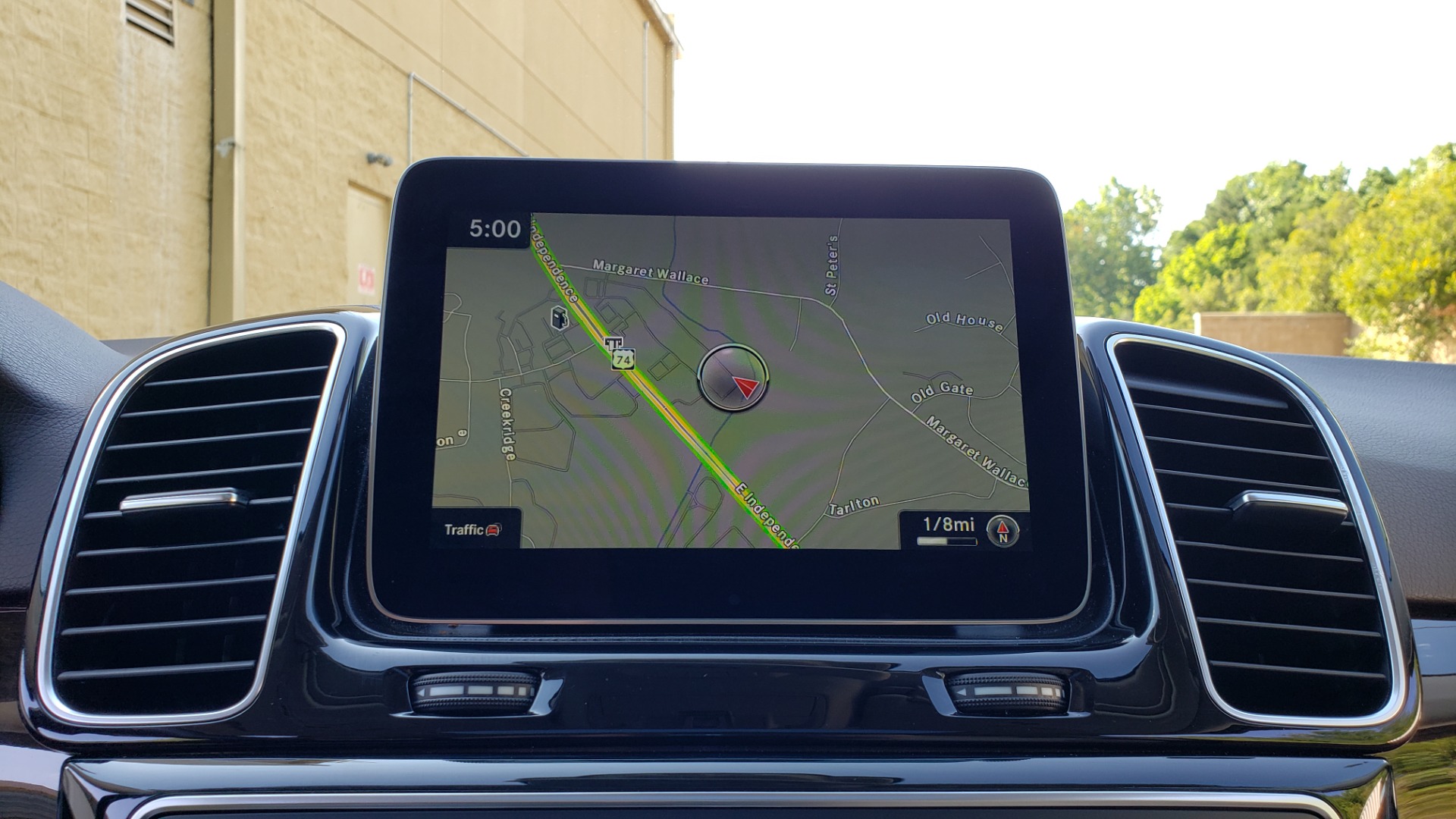 Used 2018 Mercedes-Benz GLE 350 4MATIC PREMIUM / NAV / SUNROOF / H/K SND / REARVIEW for sale Sold at Formula Imports in Charlotte NC 28227 43