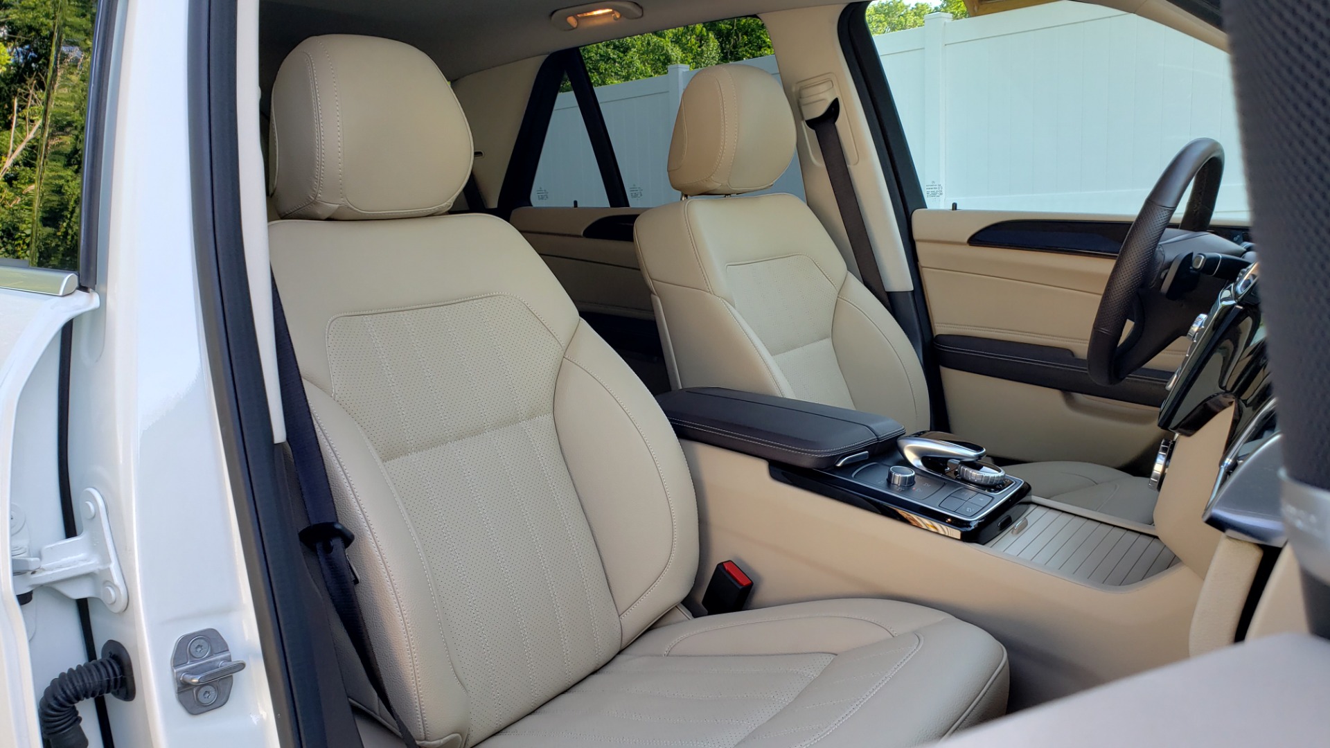 Used 2018 Mercedes-Benz GLE 350 4MATIC PREMIUM / NAV / SUNROOF / H/K SND / REARVIEW for sale Sold at Formula Imports in Charlotte NC 28227 65