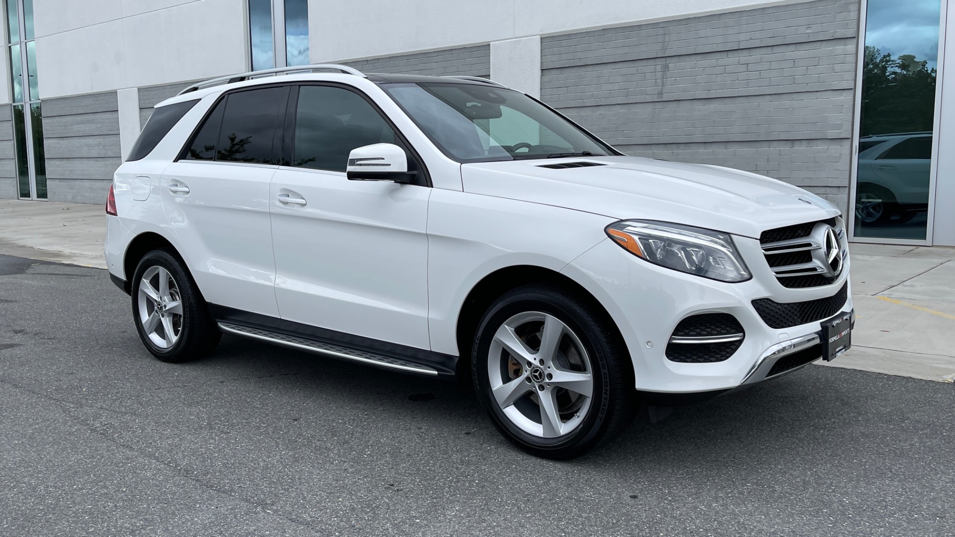Used 2018 Mercedes-Benz GLE GLE 350 / PREMIUM 2 PACKAGE / PARKING ASSIST / HARMAN KARDON / PANO ROOF for sale Sold at Formula Imports in Charlotte NC 28227 6