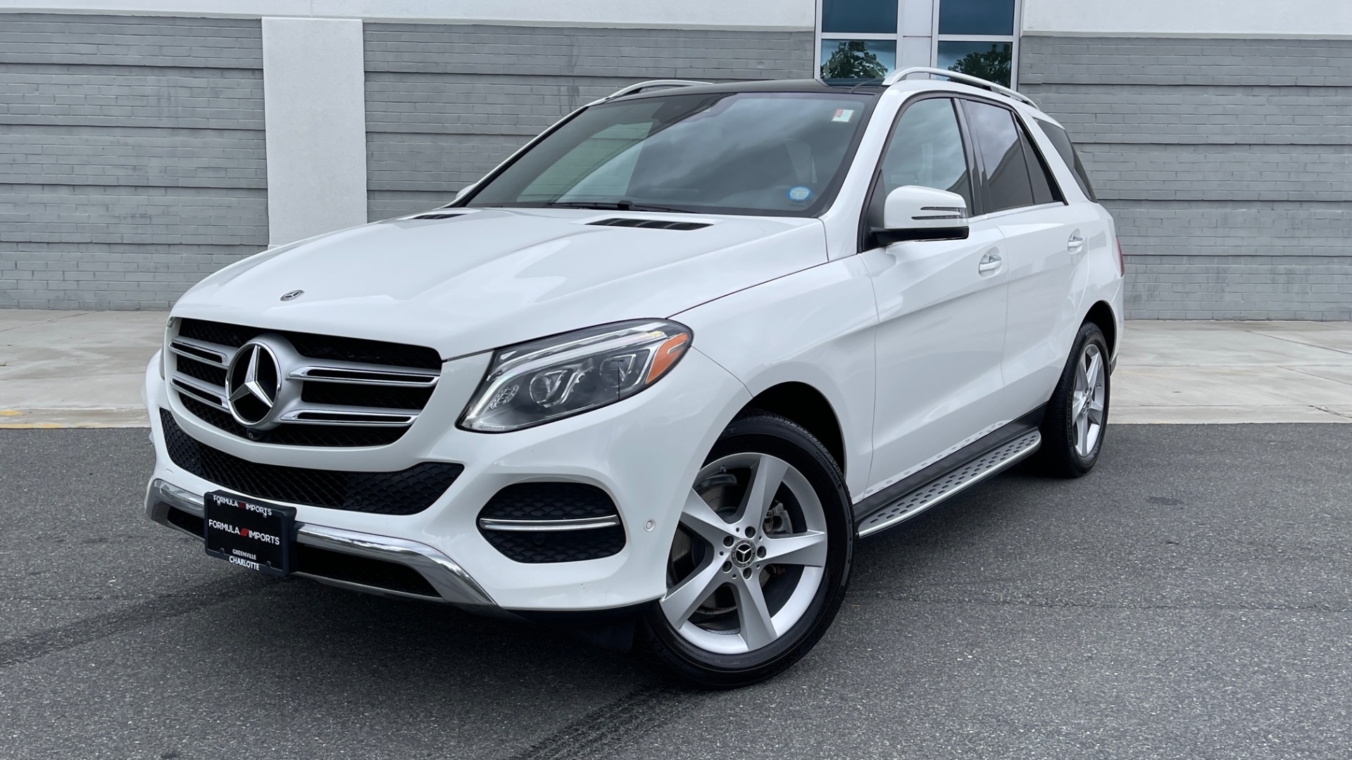 Used 2018 Mercedes-Benz GLE GLE 350 / PREMIUM 2 PACKAGE / PARKING ASSIST / HARMAN KARDON / PANO ROOF for sale Sold at Formula Imports in Charlotte NC 28227 1